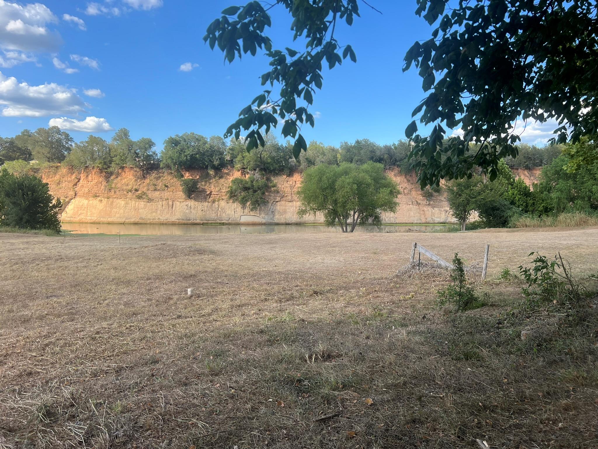 7147673 Property Photo 1