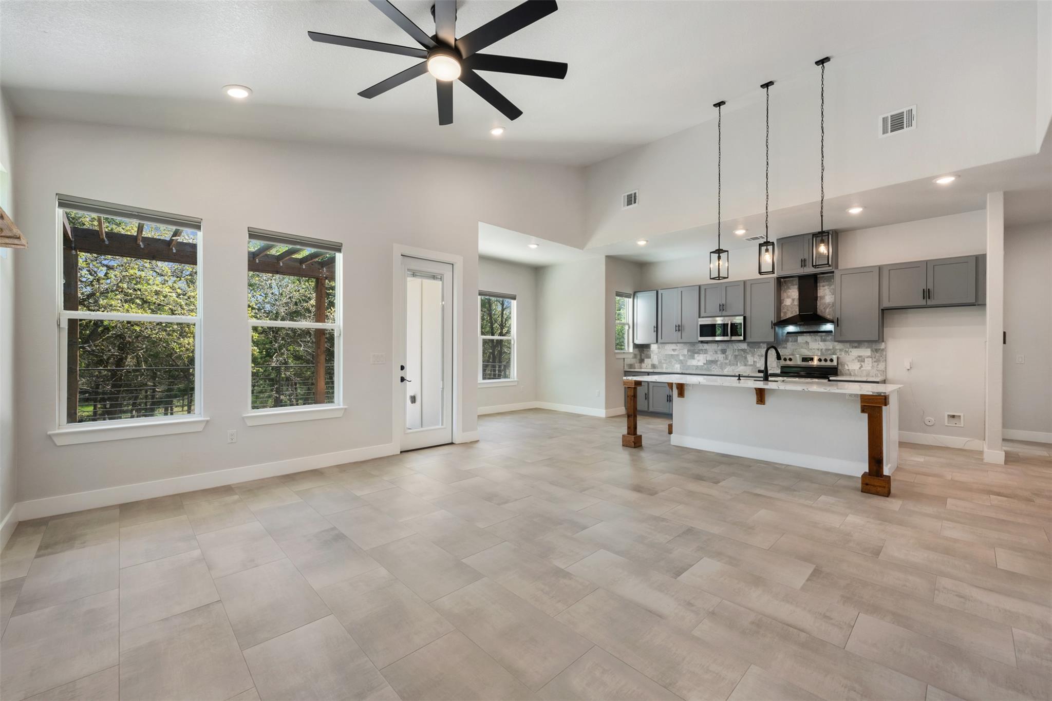 133 Deep Woods Ct Property Photo 17