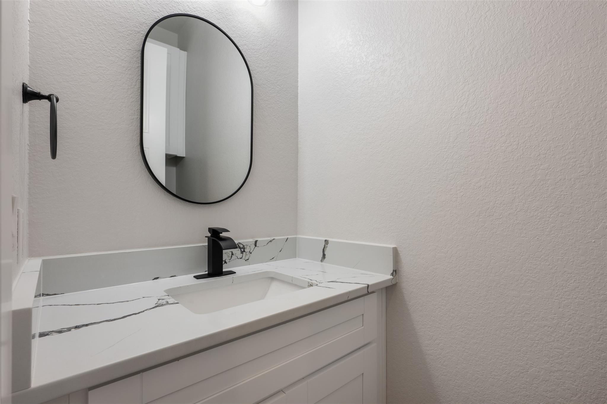 133 Deep Woods Ct Property Photo 24