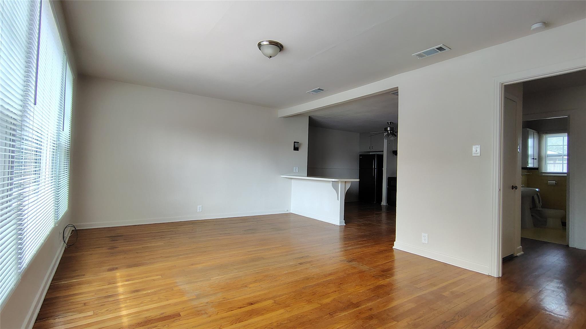 13805 Maye Pl Property Photo 2