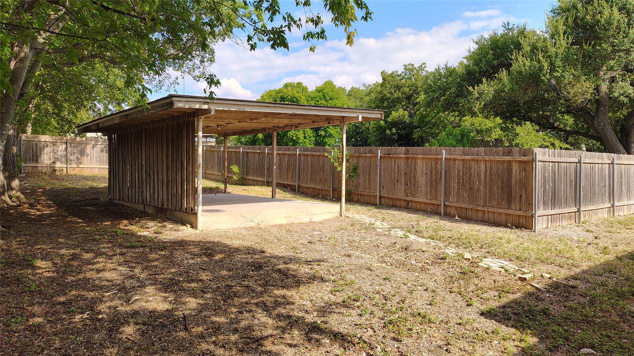 13805 Maye Pl Property Photo 13