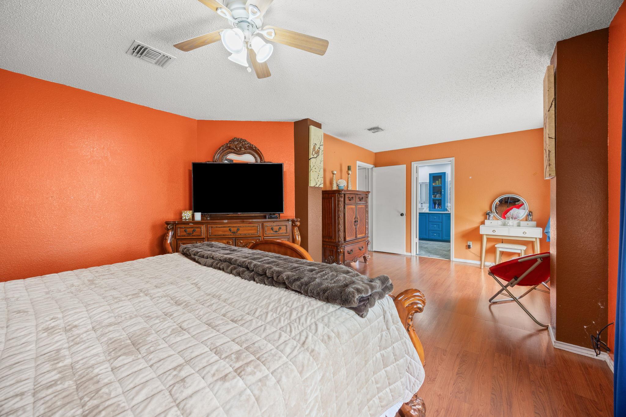 908 Tayside Dr Property Photo 19