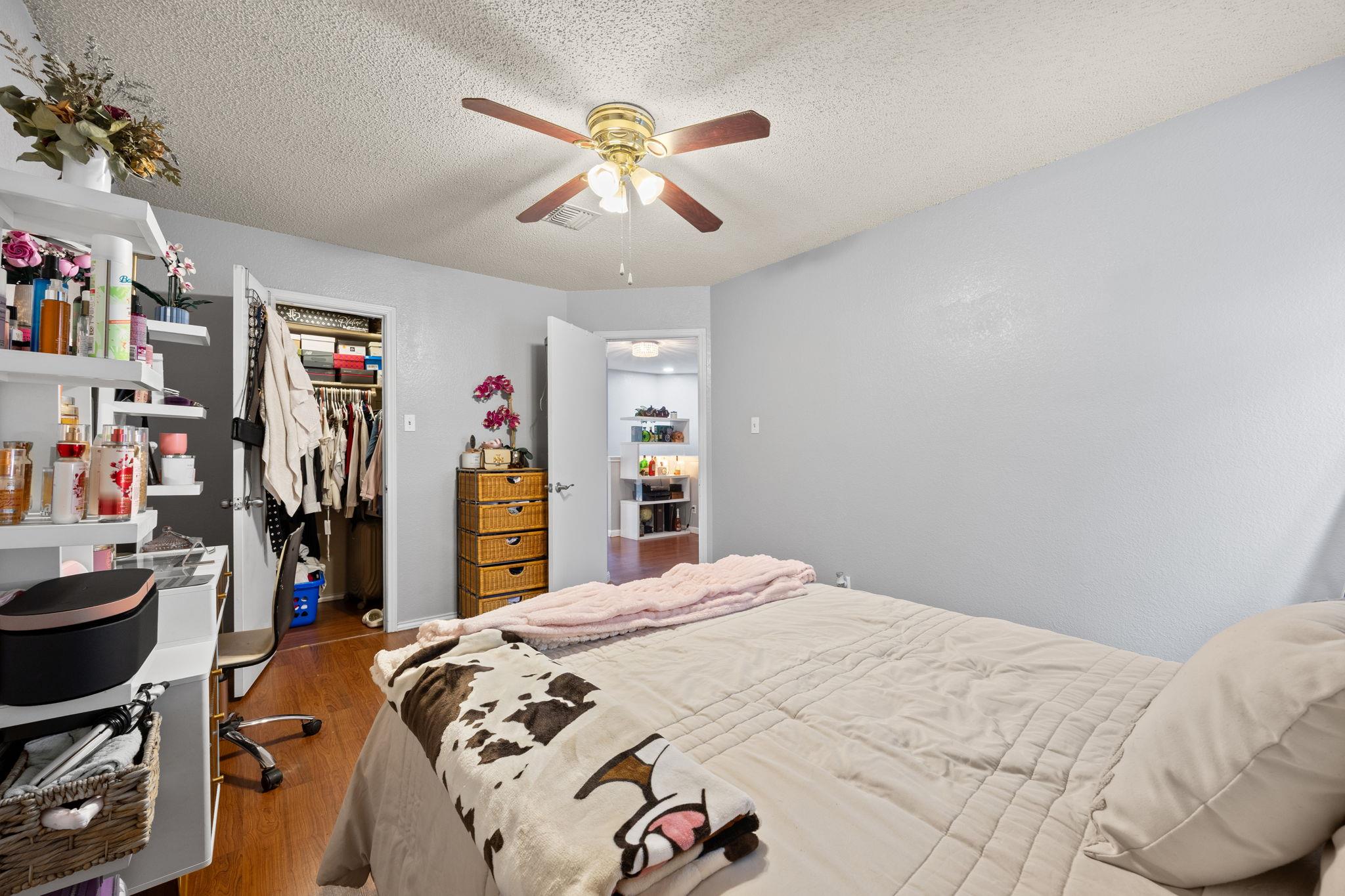 908 Tayside Dr Property Photo 24