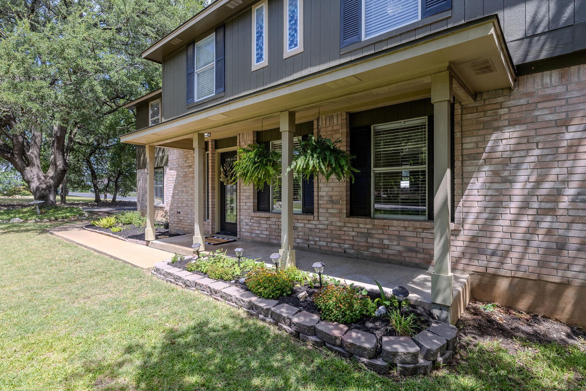 604 Post Oak Cir