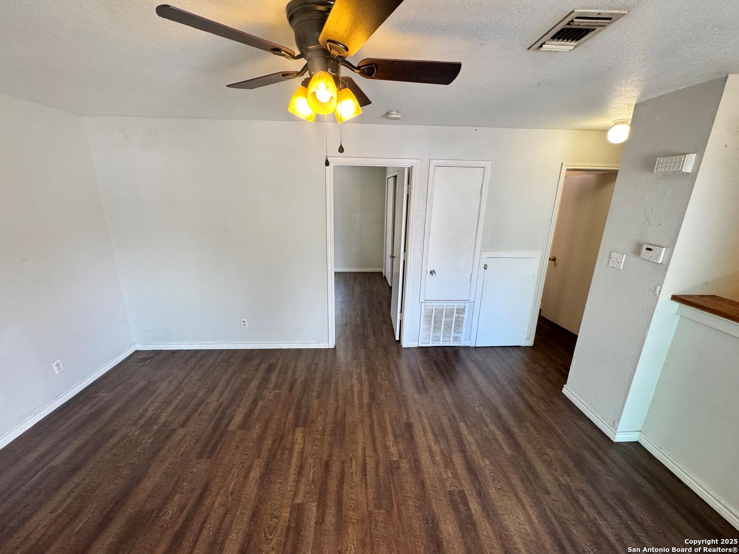 830 W Hutchins Pl #3 Property Photo 2