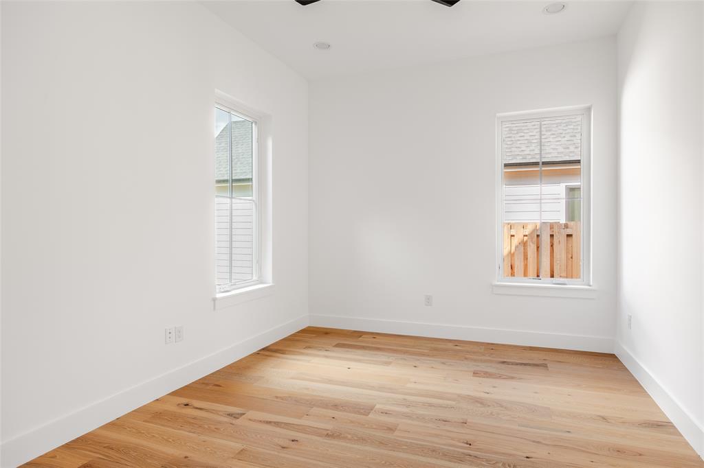 1404 Choquette Dr Property Photo 32
