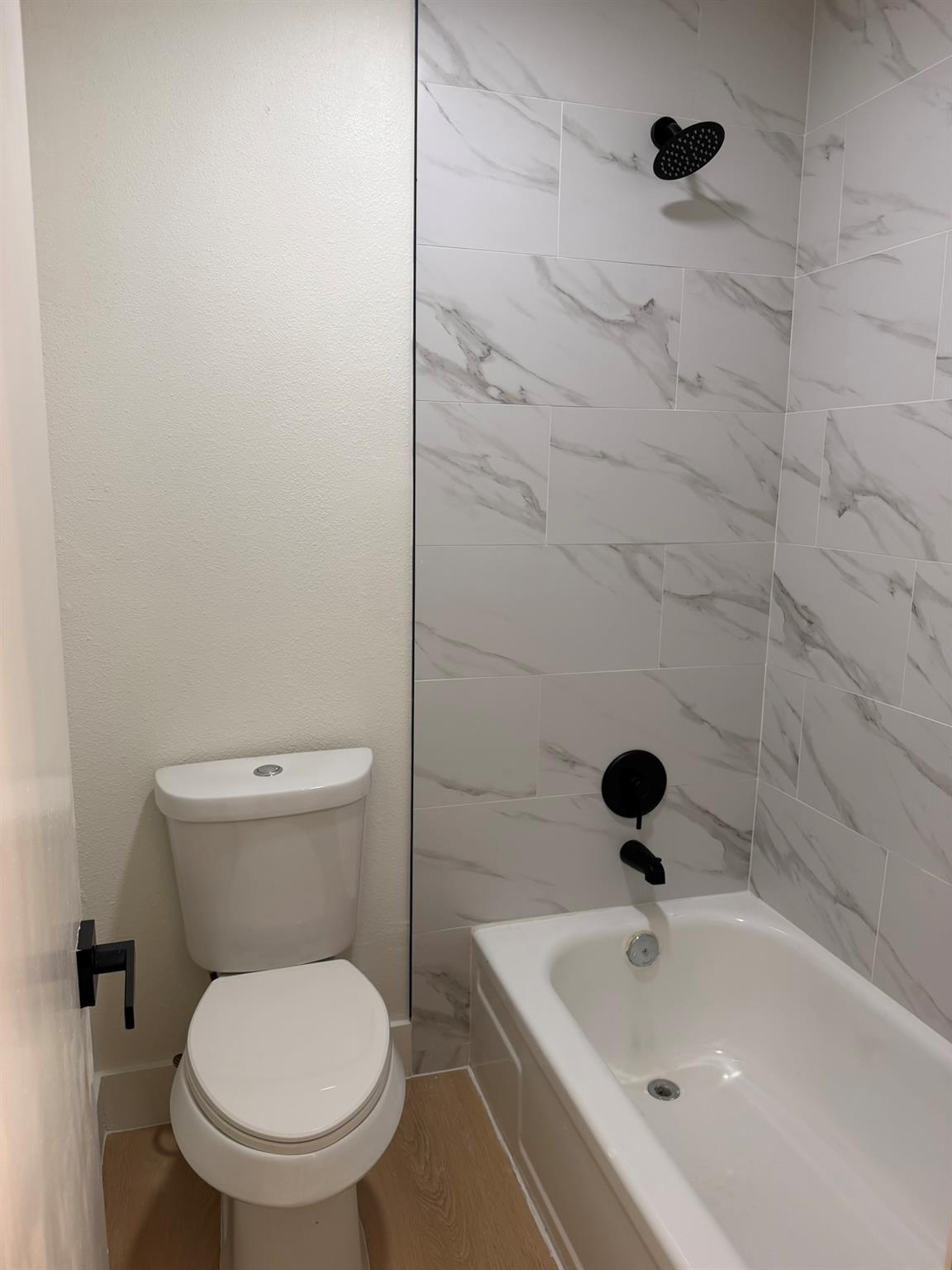 2904 Sweeney Ln #d Property Photo 3