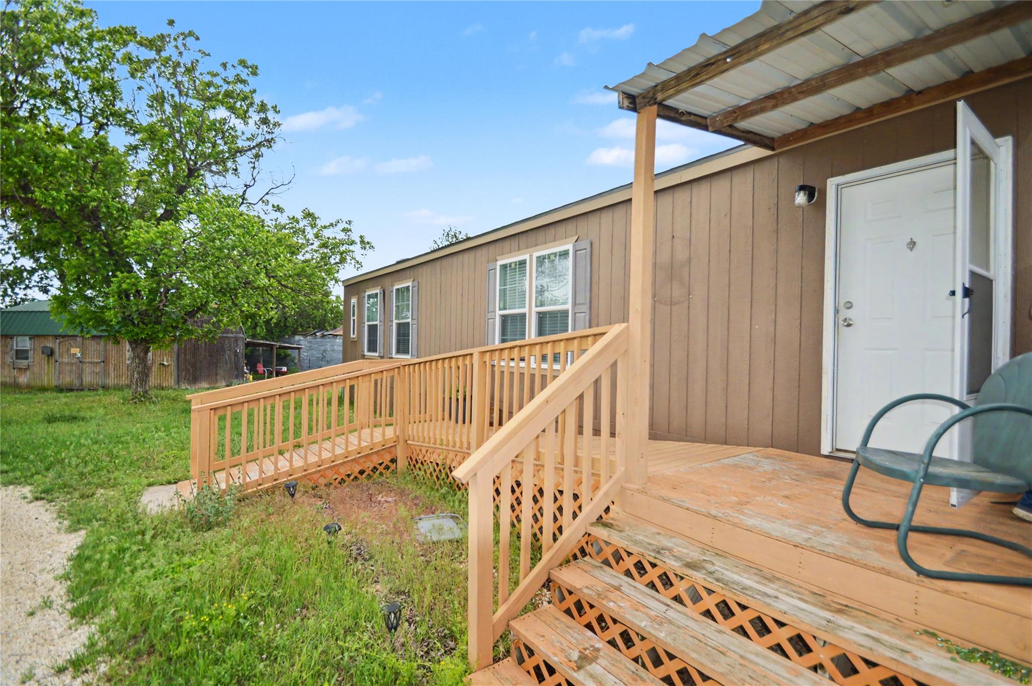 1312 Fm 581 Hwy E Property Photo 22