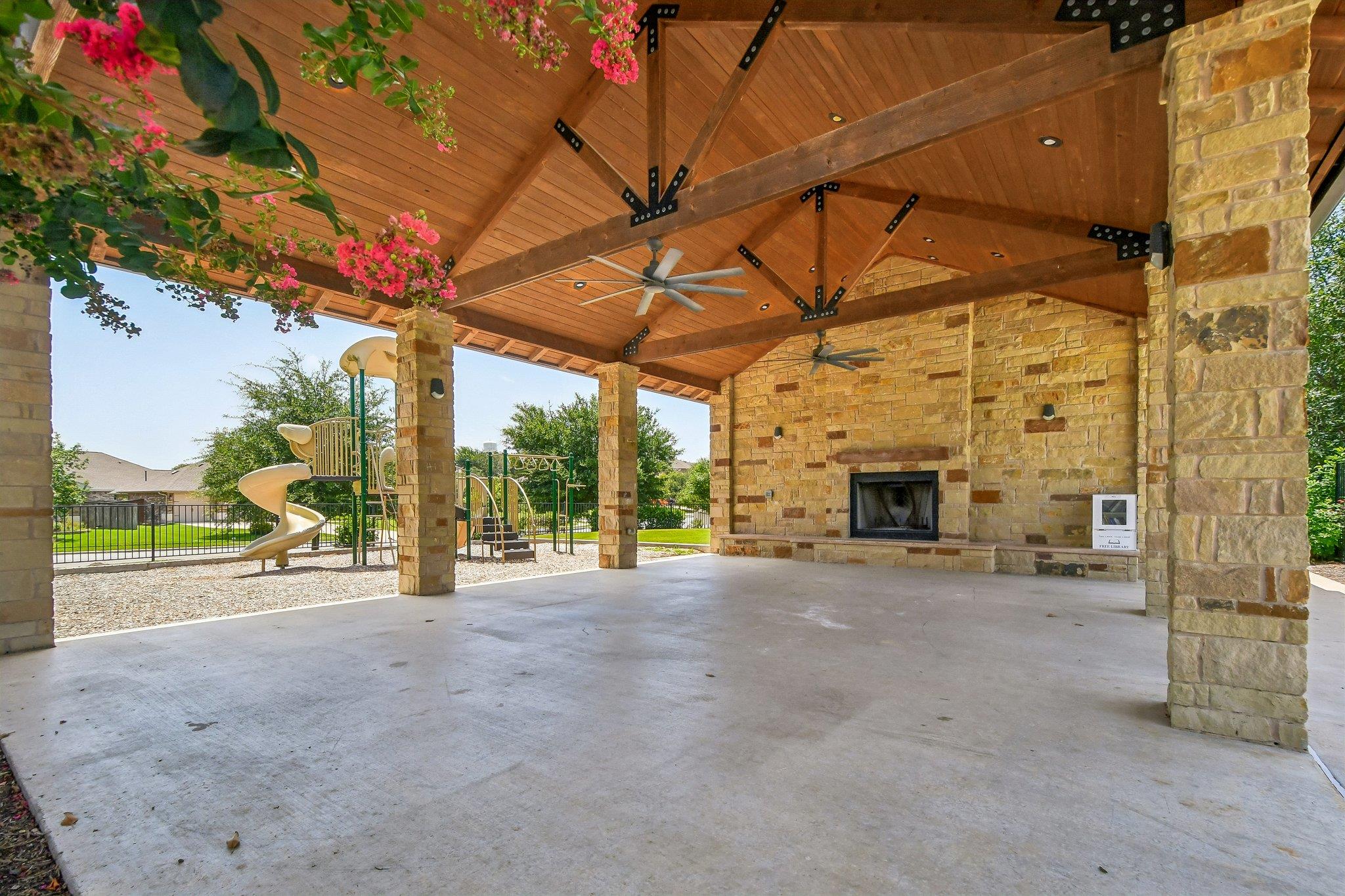273 Cypress Forest Dr Property Photo 20