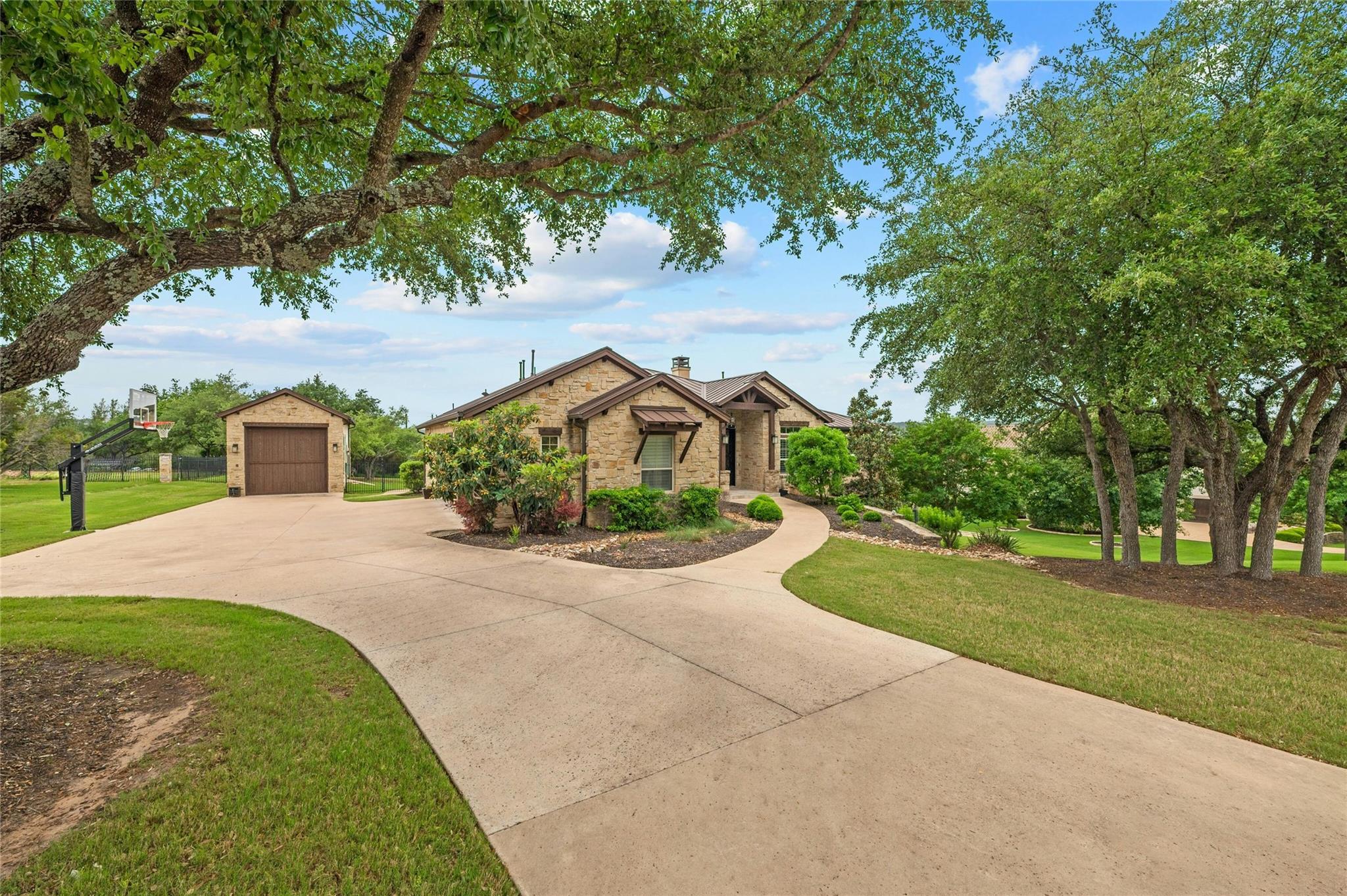 725 Zen Gardens Ter Property Photo 2
