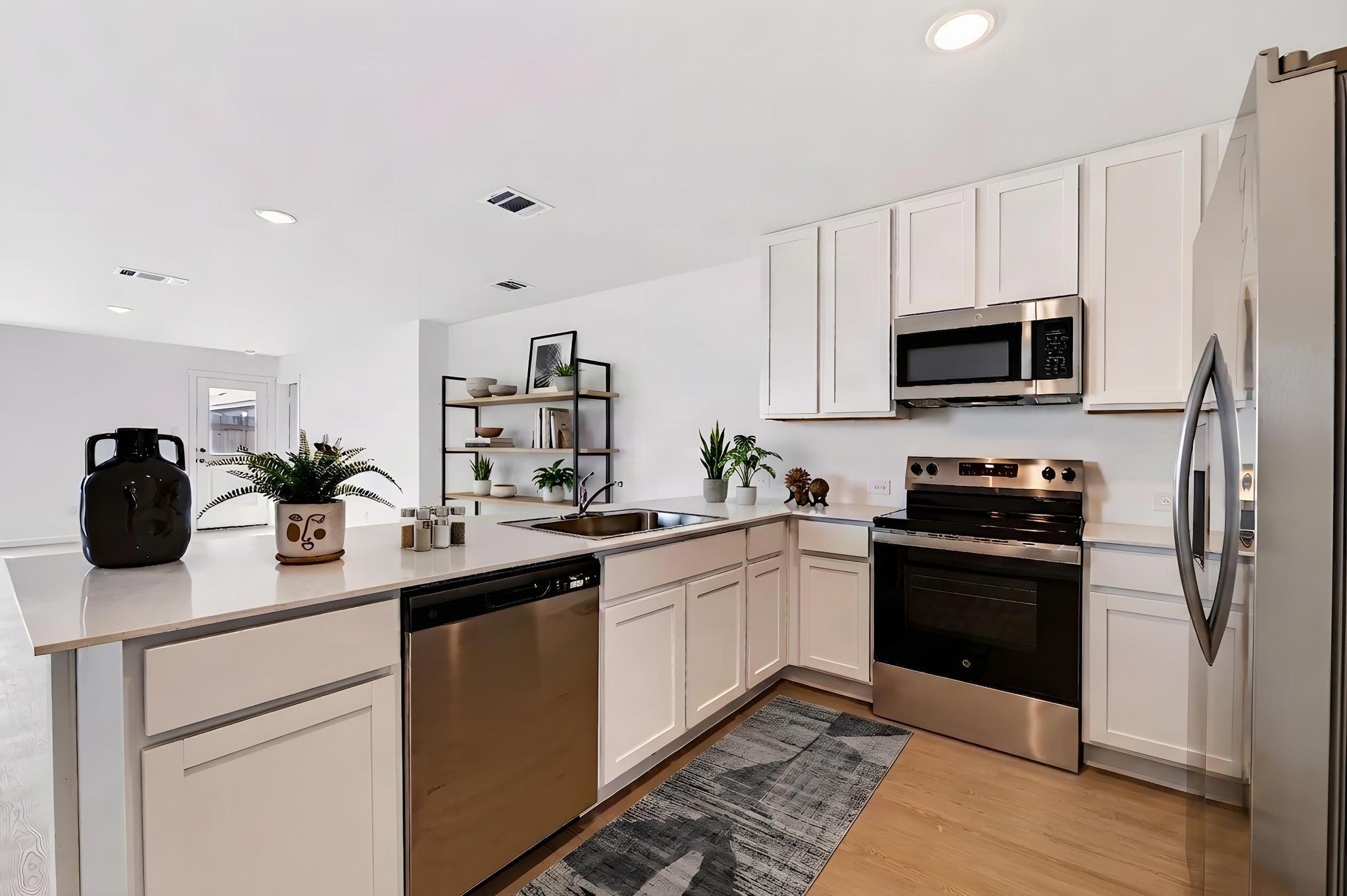 245 Pastar Fls Property Photo 13