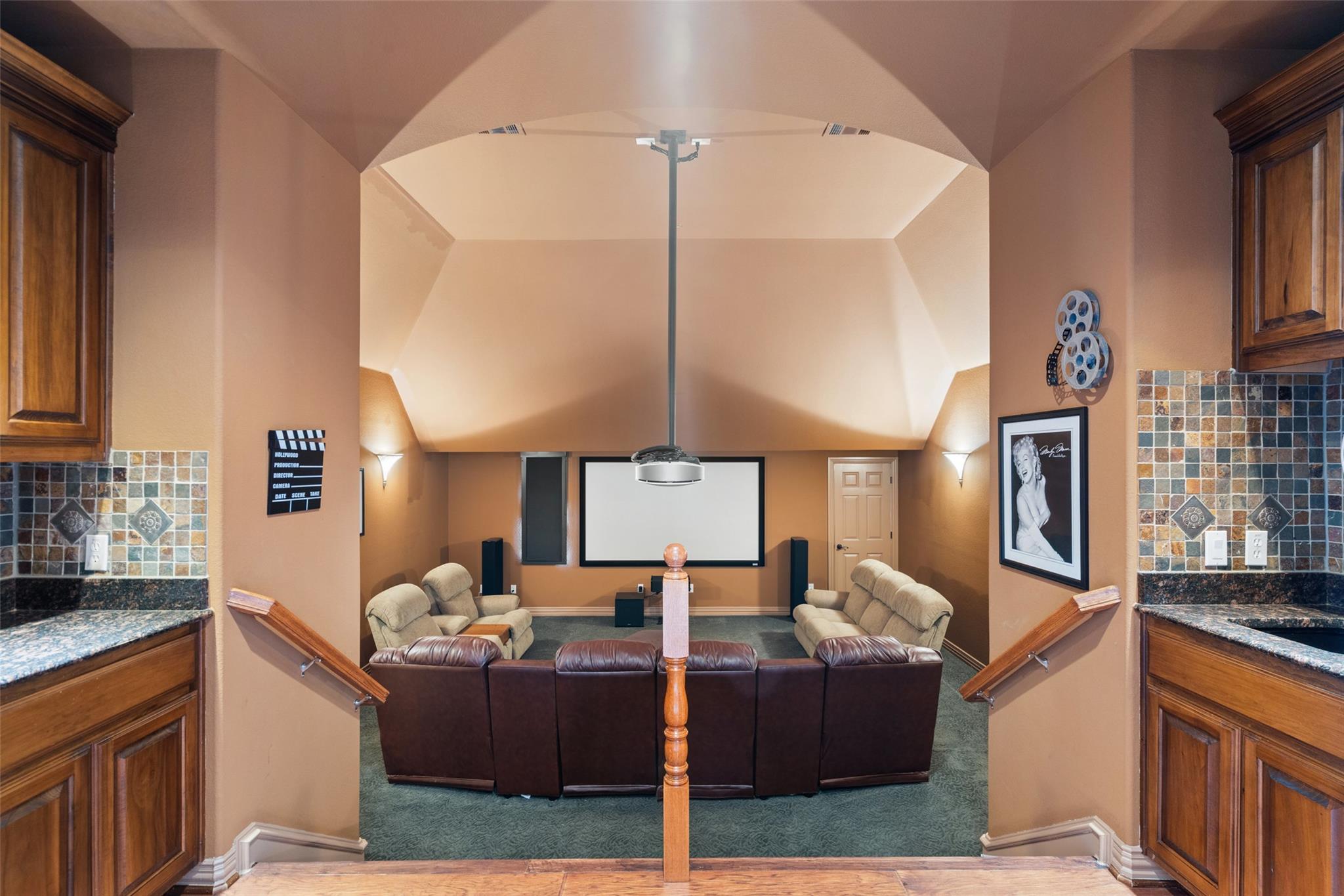 4008 Sugarloaf Dr Property Photo 7