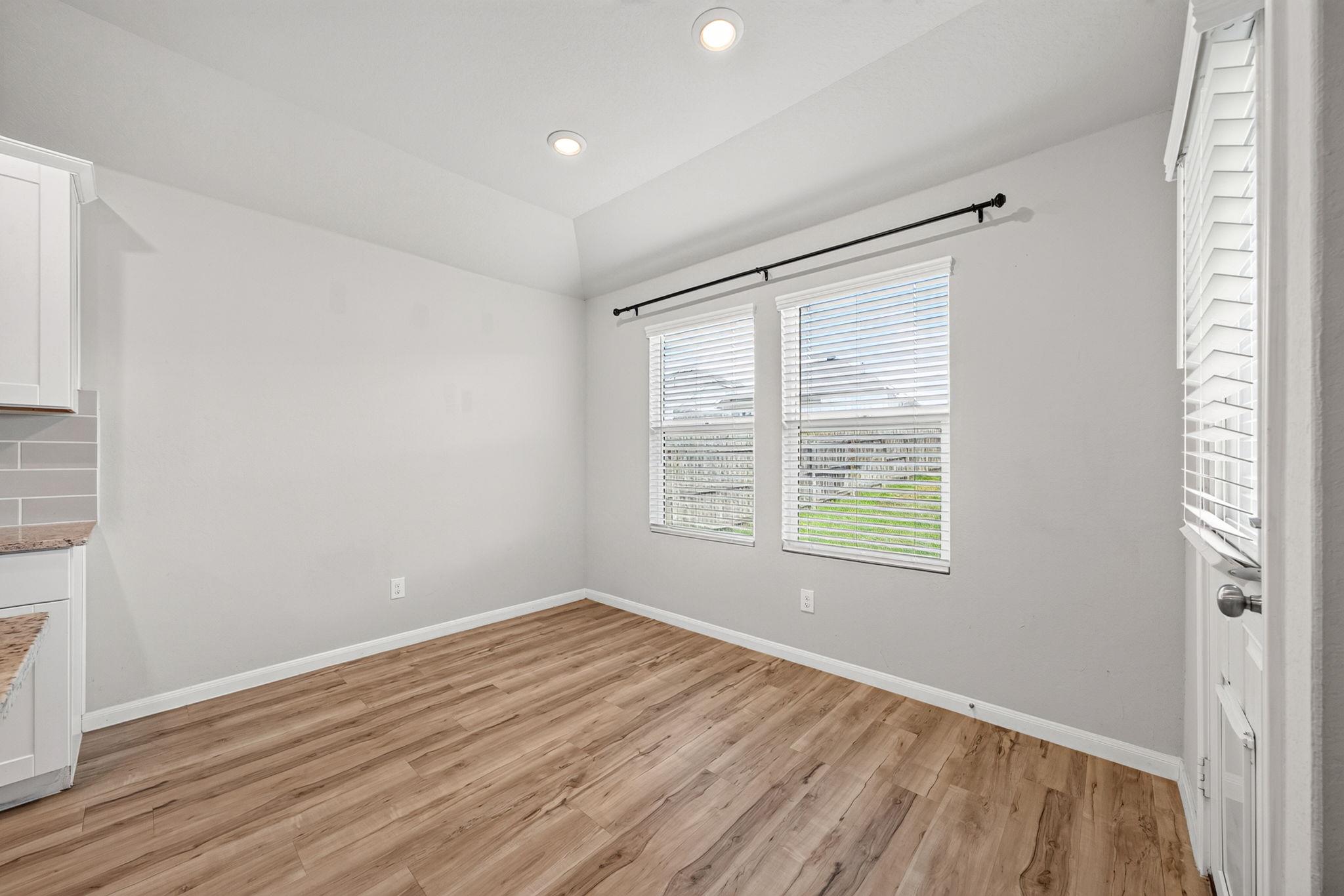 5451 Jasmine Spur Property Photo 12
