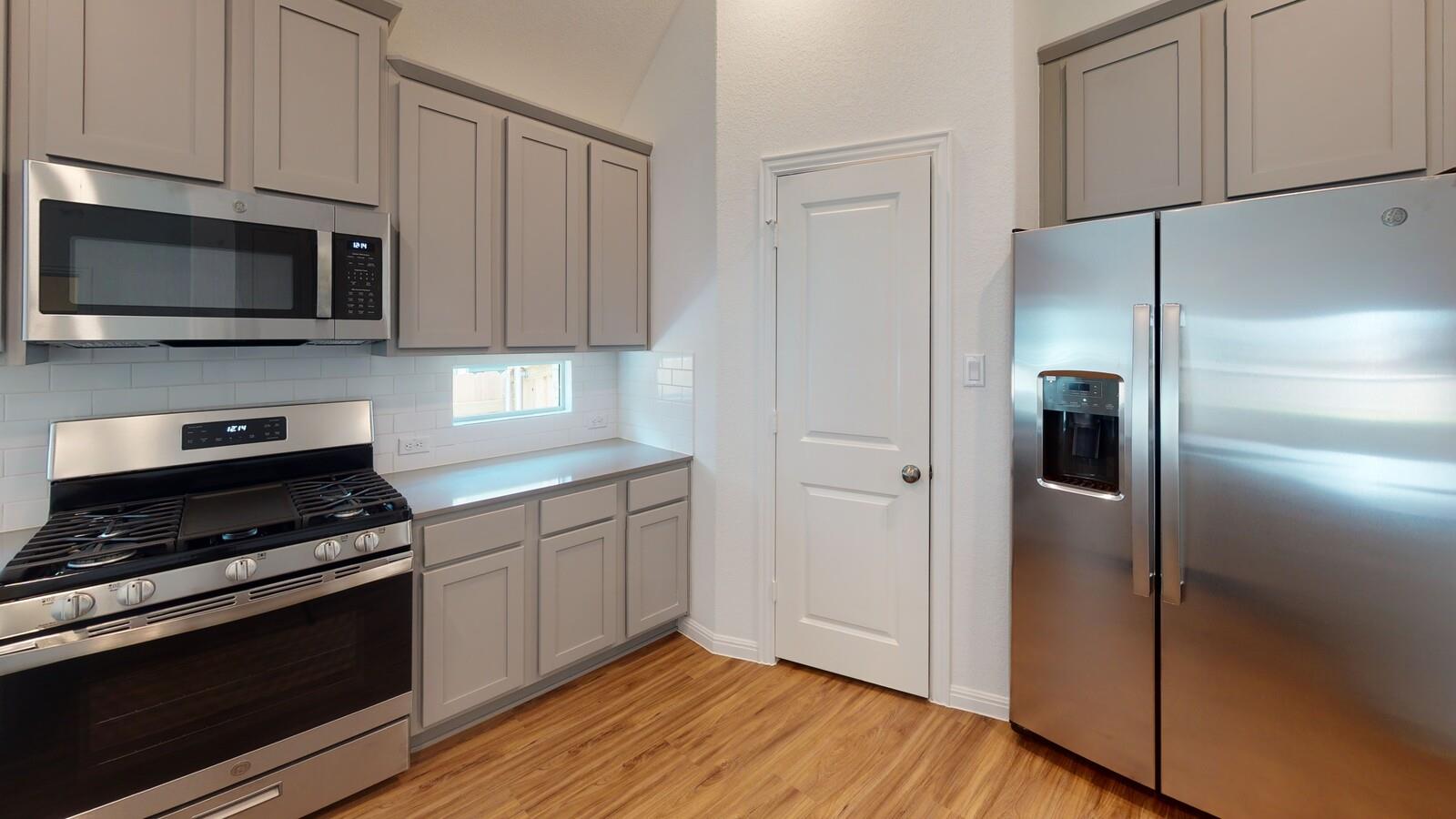 162 Coronella Dr Property Photo 4