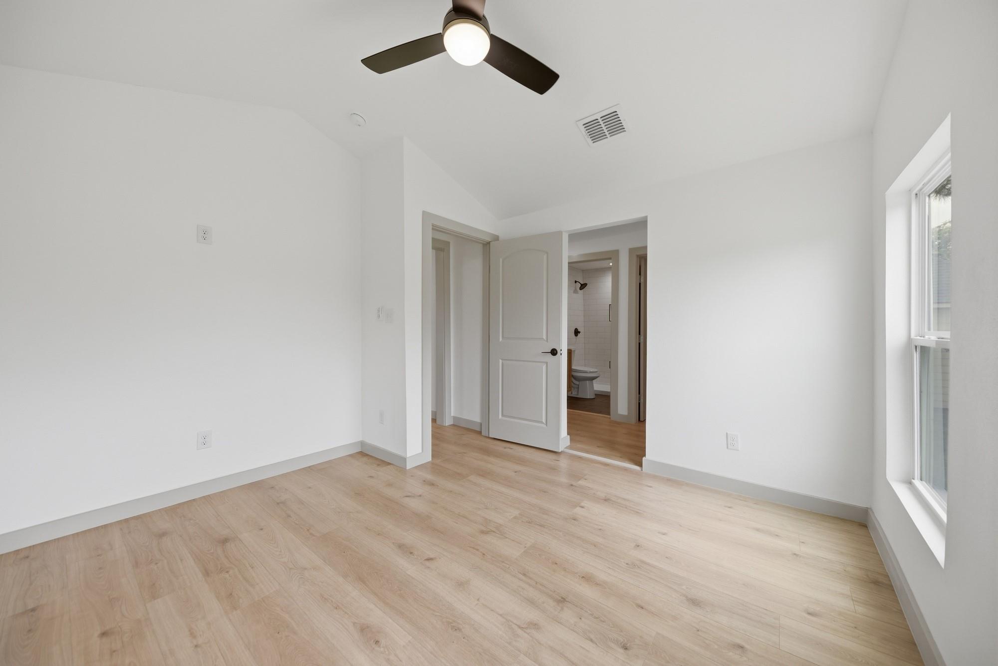 709 S Polk St Property Photo 32