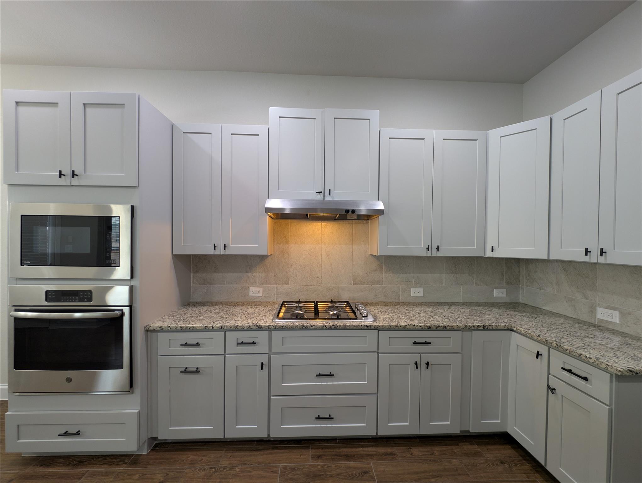 3112 Bouchette Cv Property Photo 5