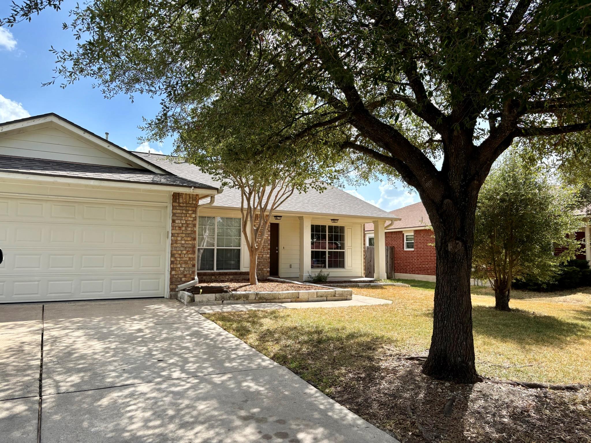 3119 Corrigan Ln Property Photo 2
