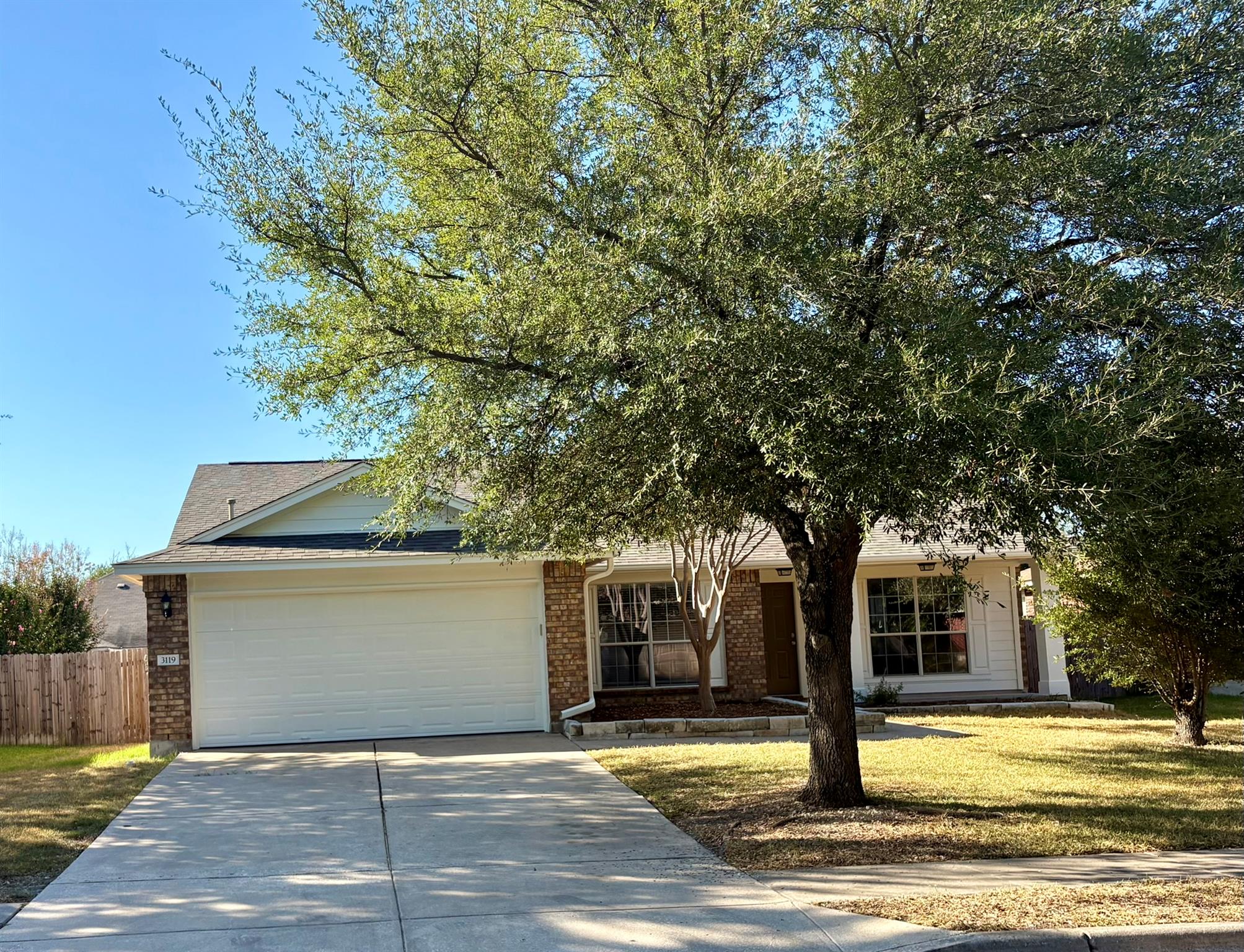 3119 Corrigan Ln Property Photo 2