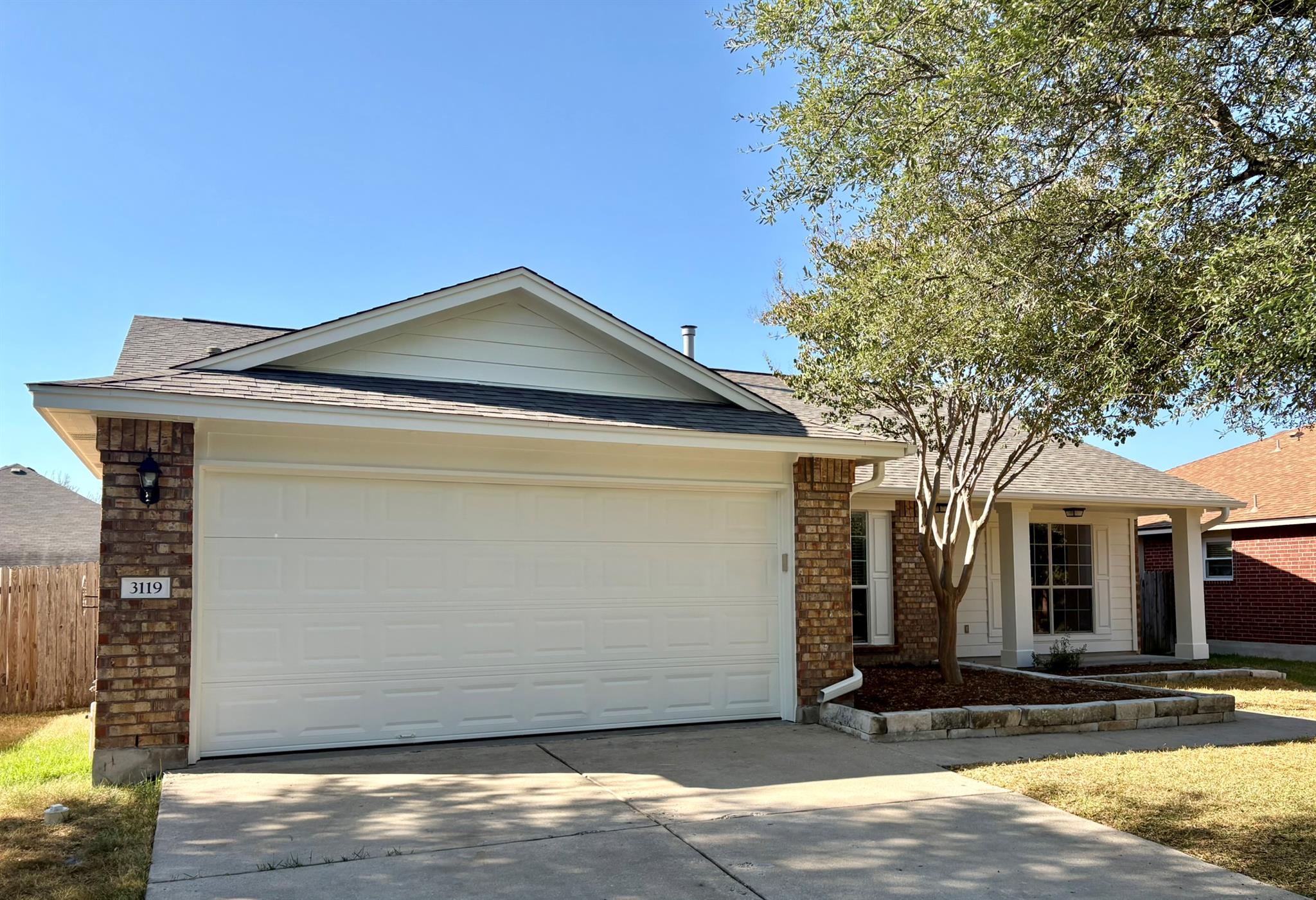 3119 Corrigan Ln Property Photo 3