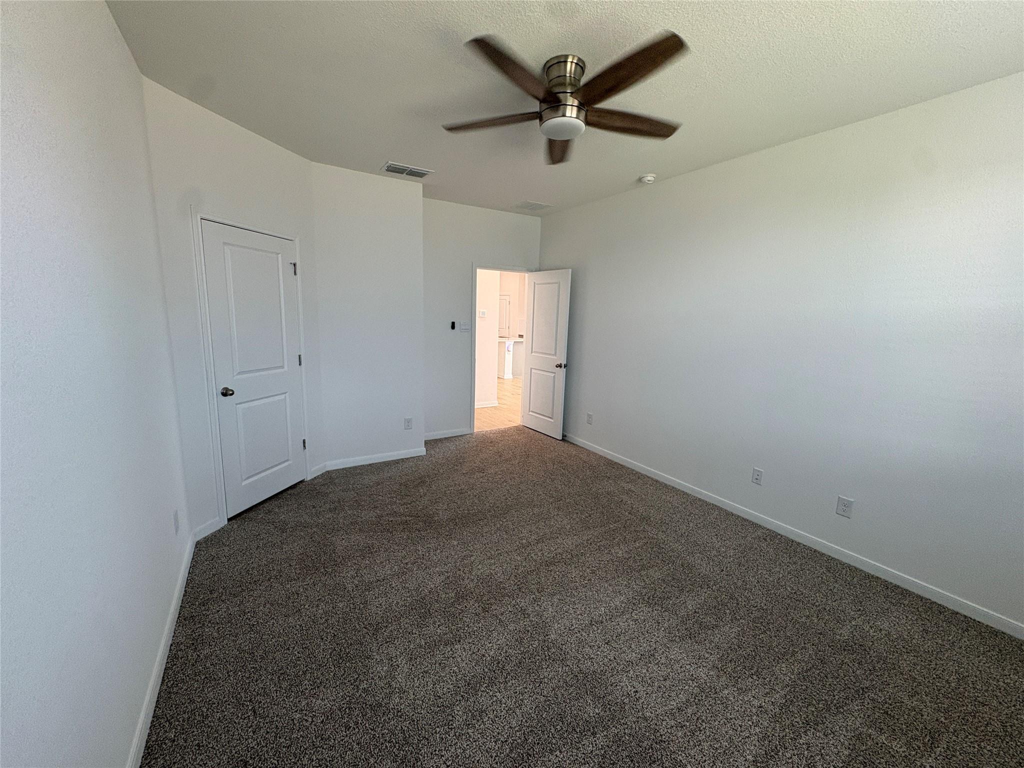 140 Saddle Cv Property Photo 12