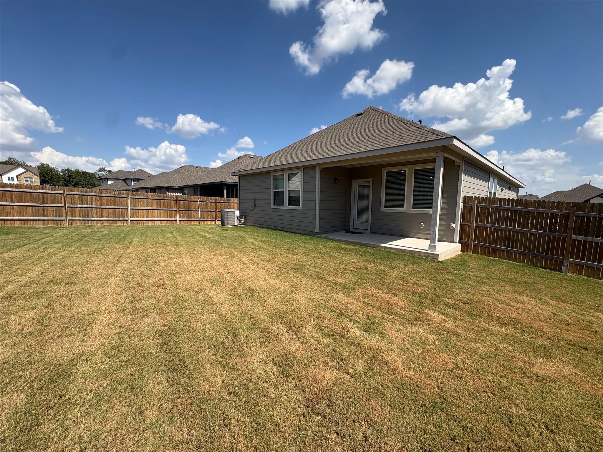 140 Saddle Cv Property Photo 17