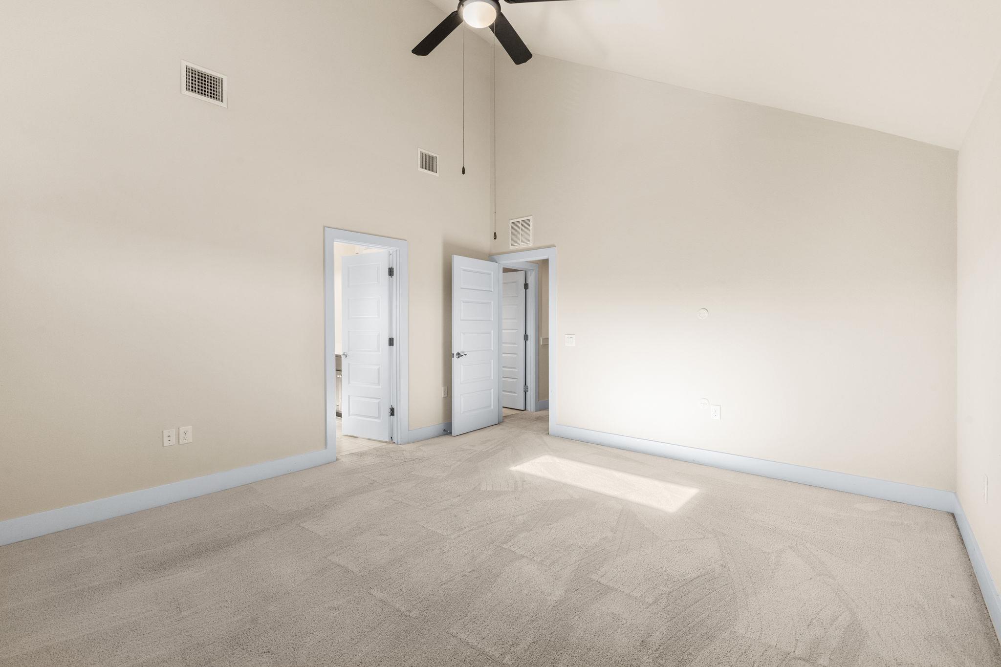 212 Verrado Path Property Photo 25