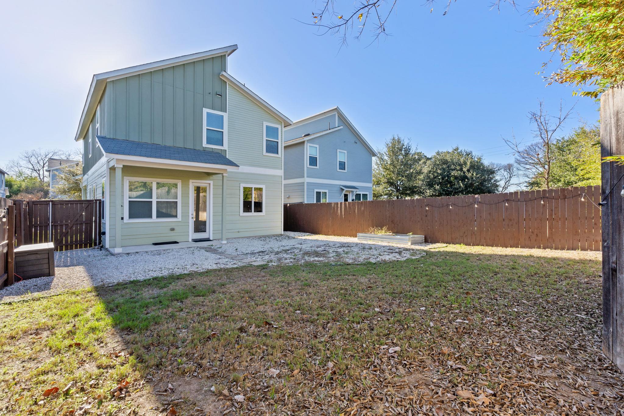 212 Verrado Path Property Photo 32