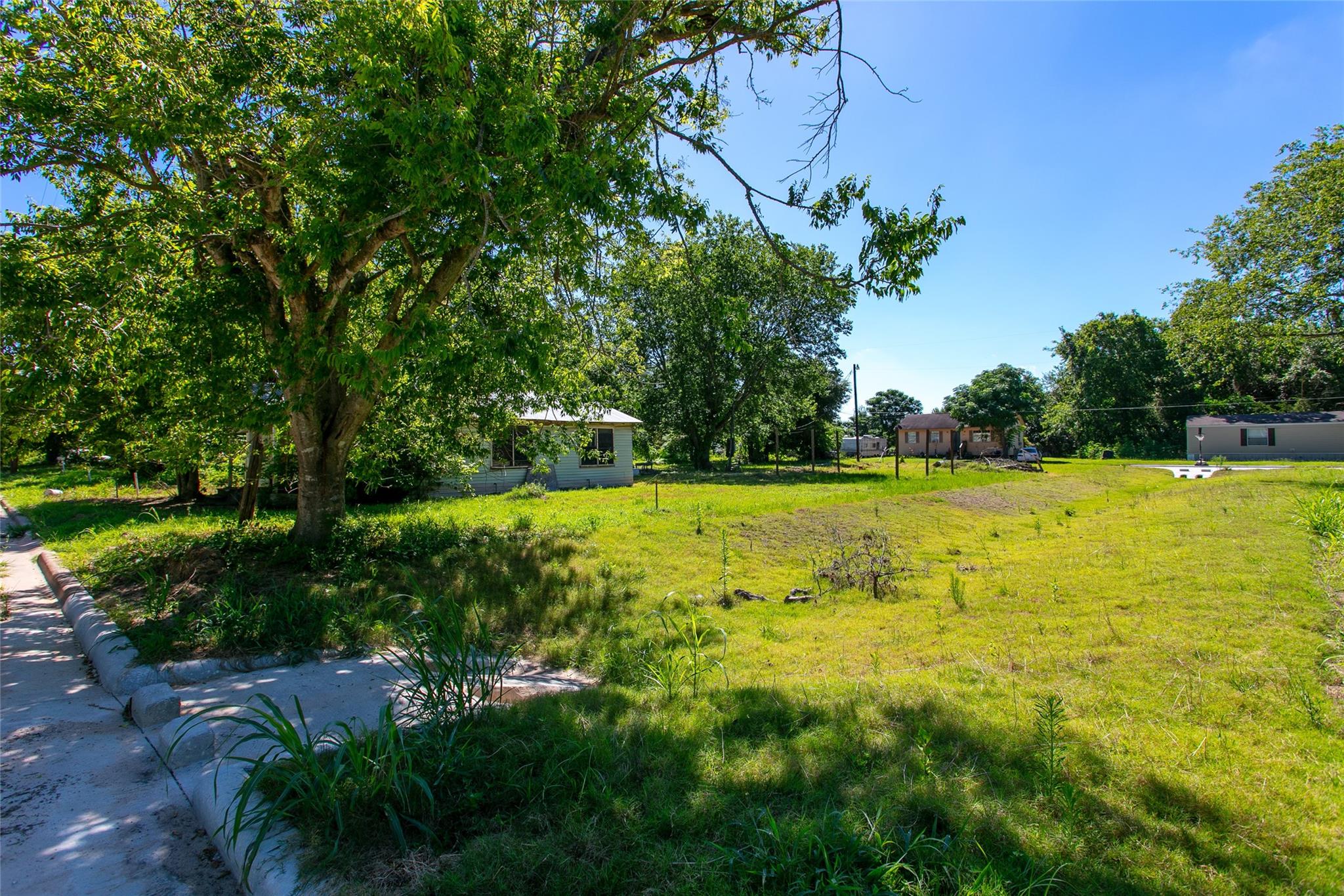 264 Lantern St Property Photo 12