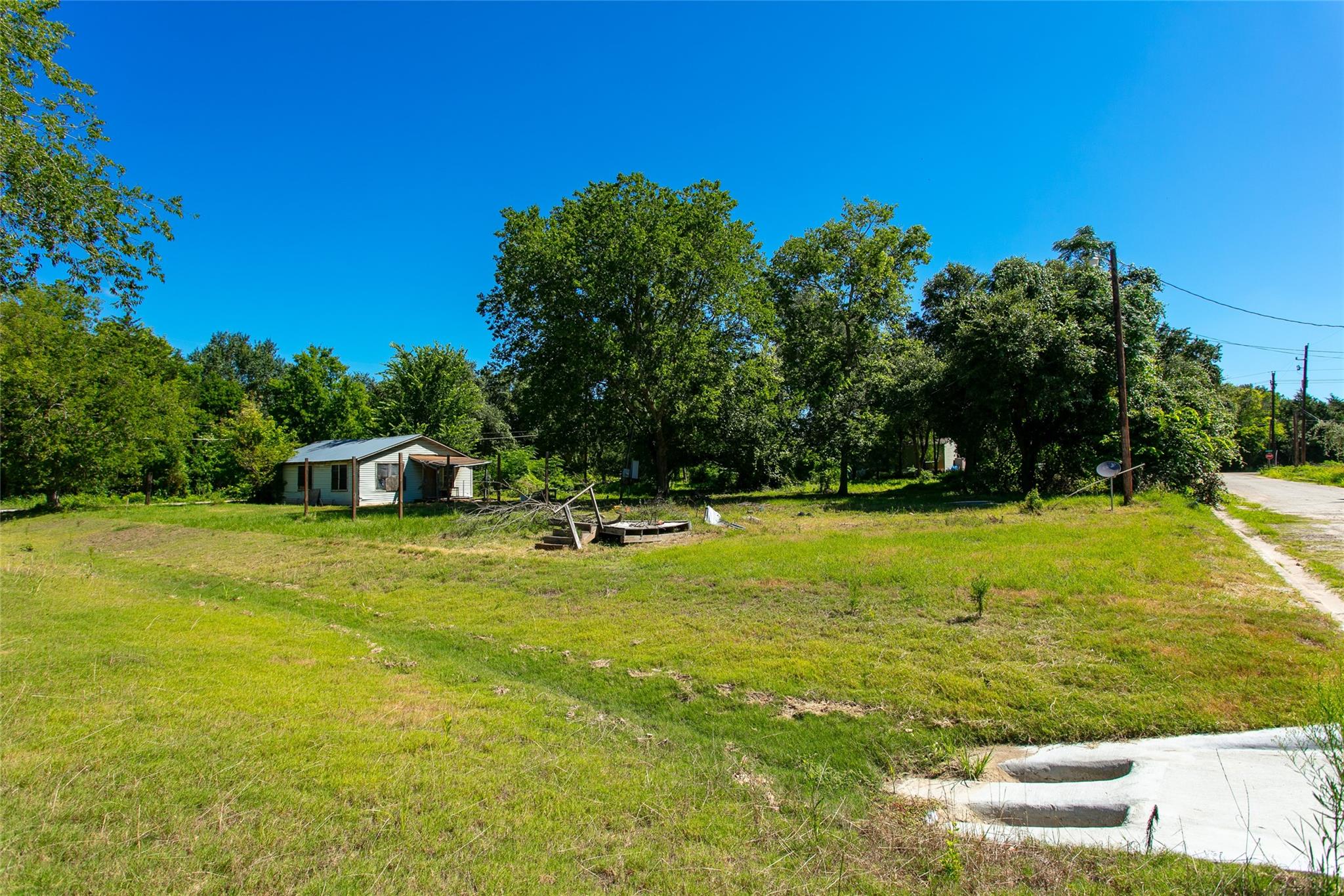 264 Lantern St Property Photo 13