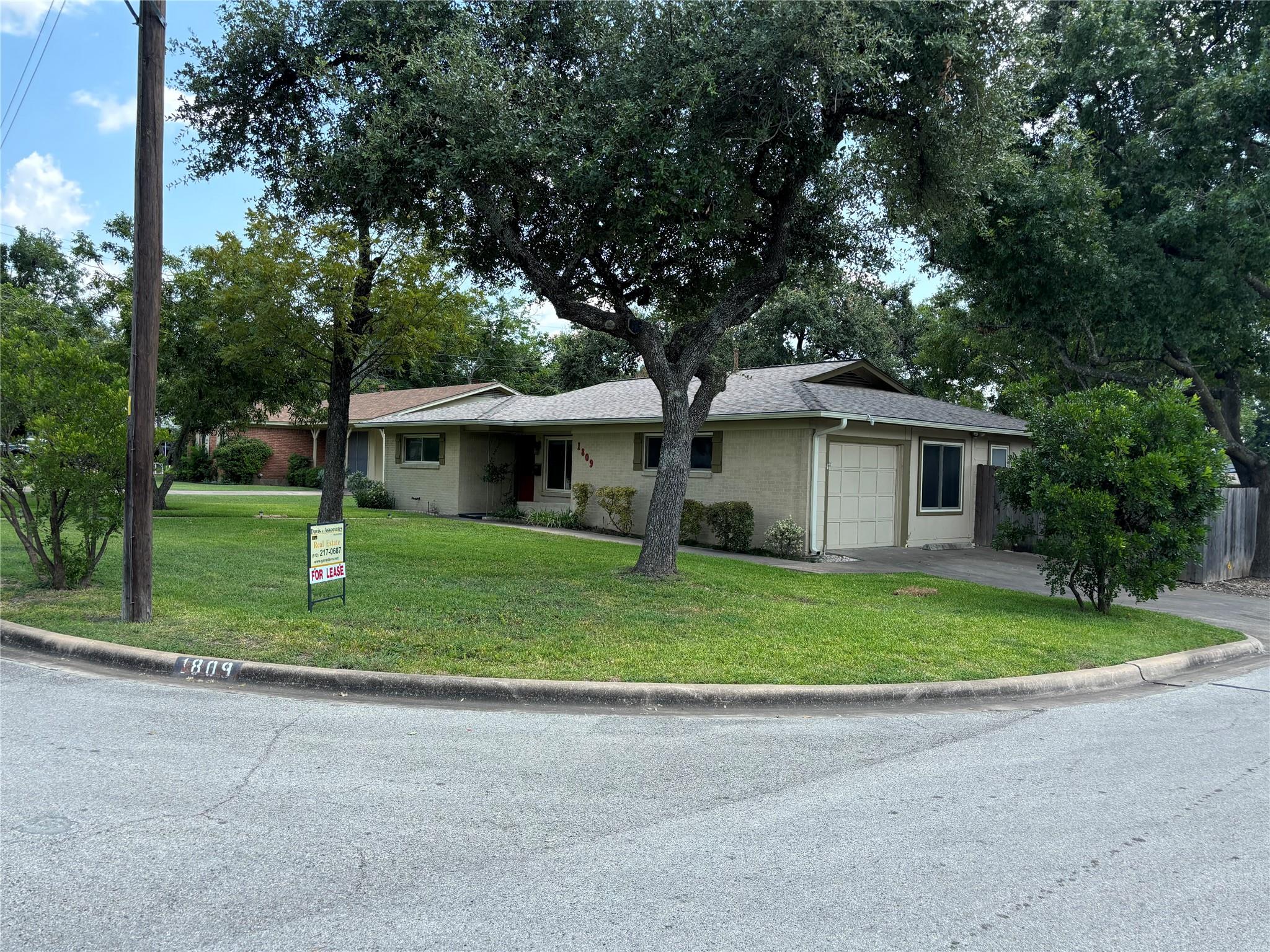 1809 Duke Ave Property Photo 1