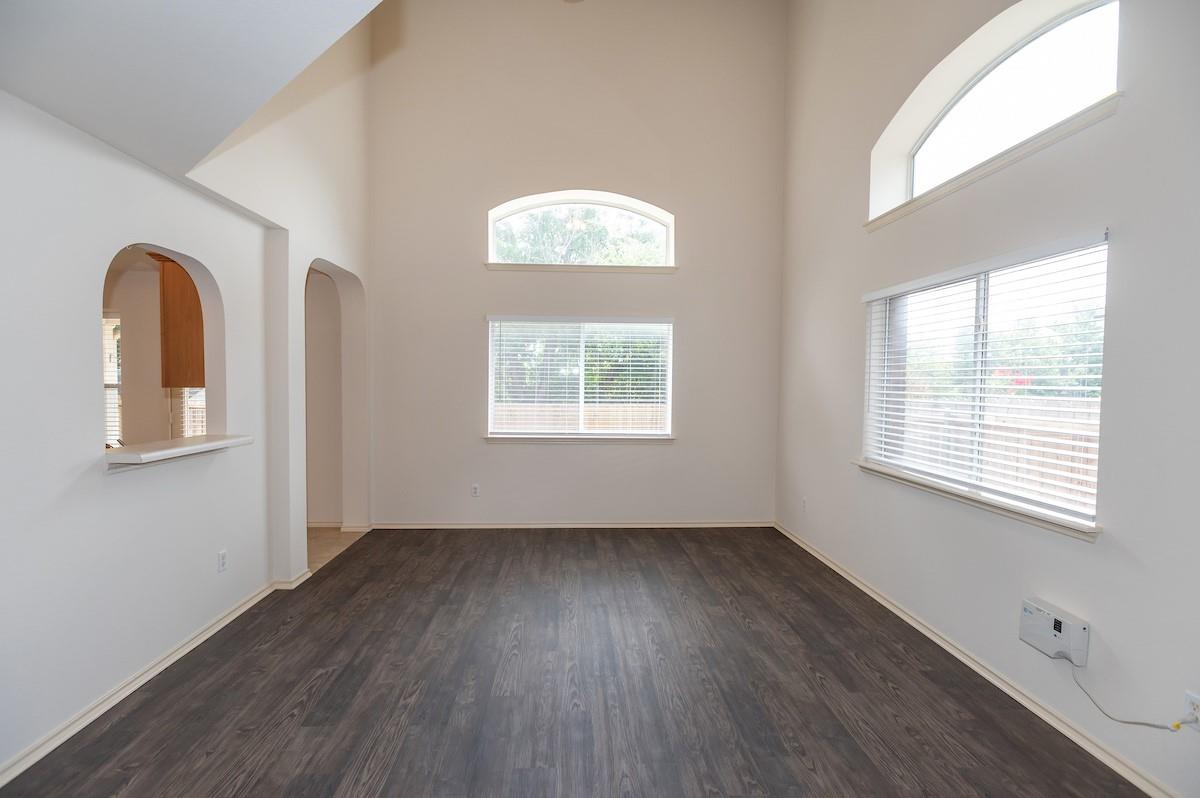 11615 James B Connolly Ln Property Photo 3