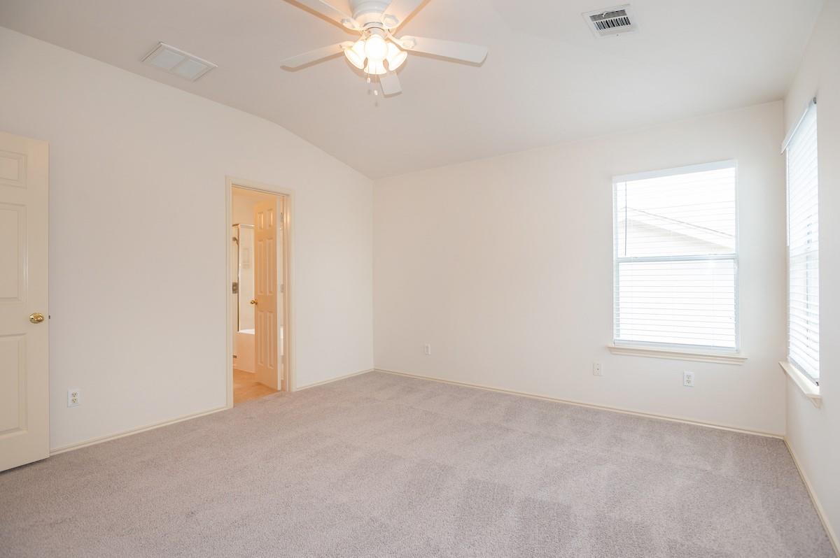 11615 James B Connolly Ln Property Photo 8