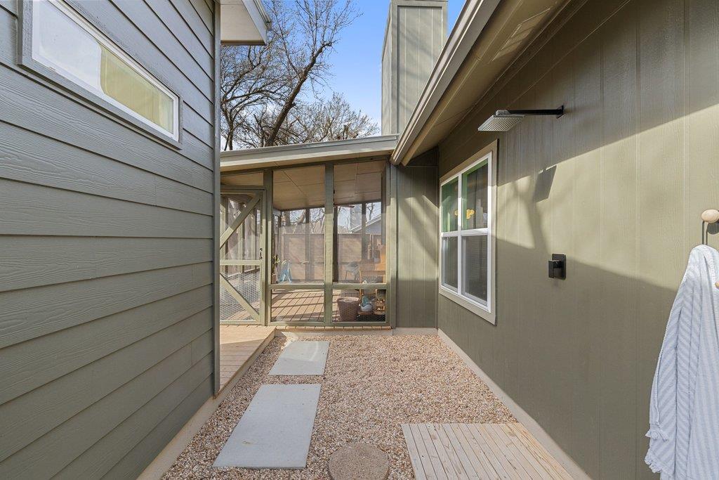 8202 Cache Dr Property Photo 33