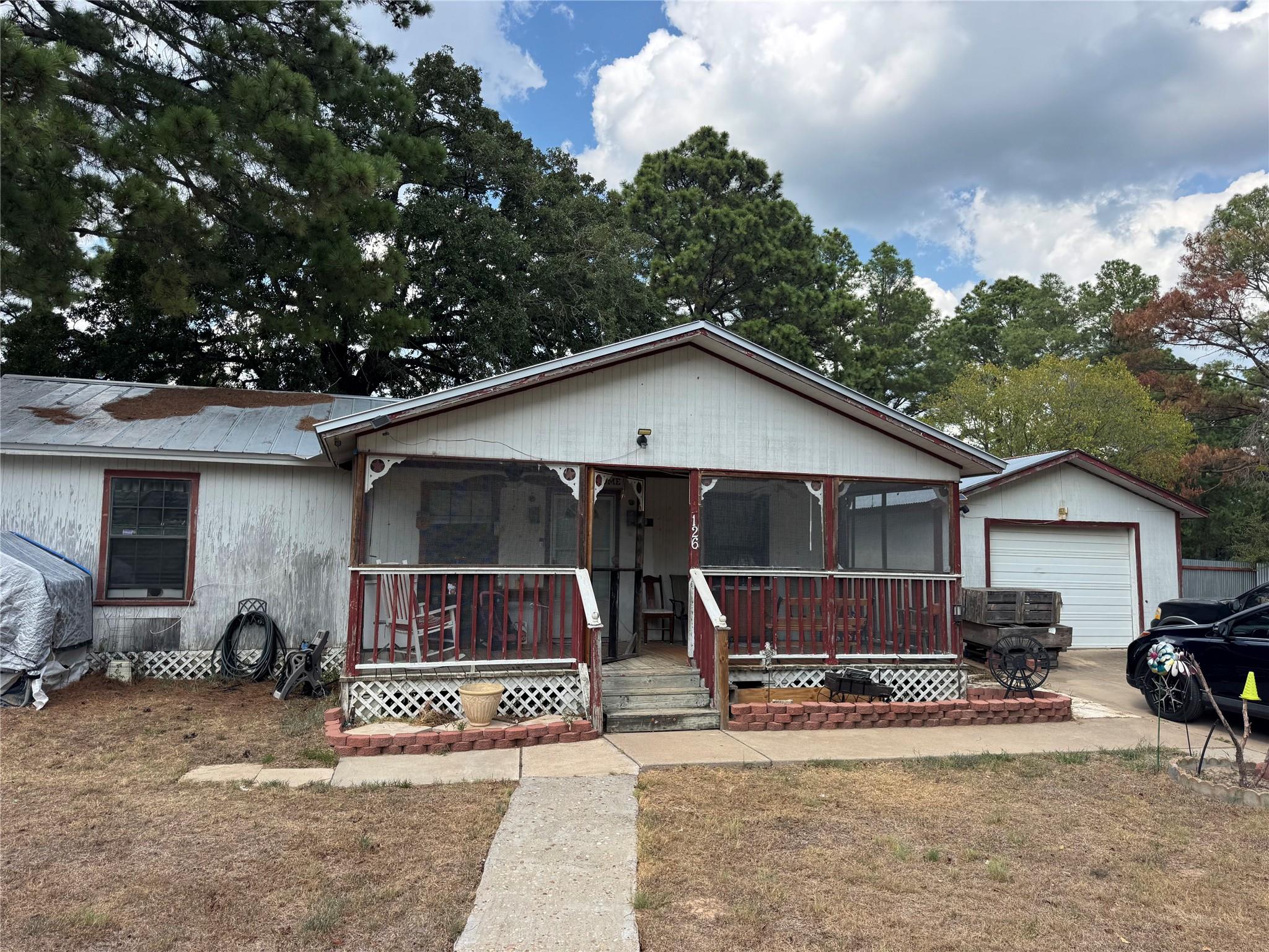 126 & 120 Horseshoe Dr Property Photo 1