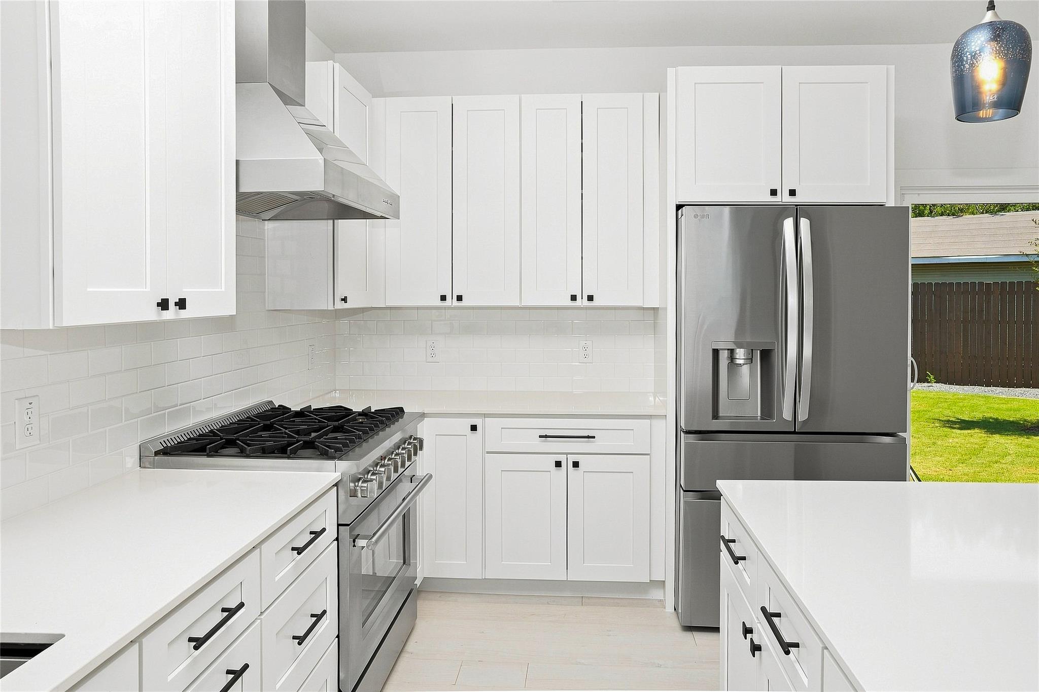 1500 Sylvan Glade None #a Property Photo 7