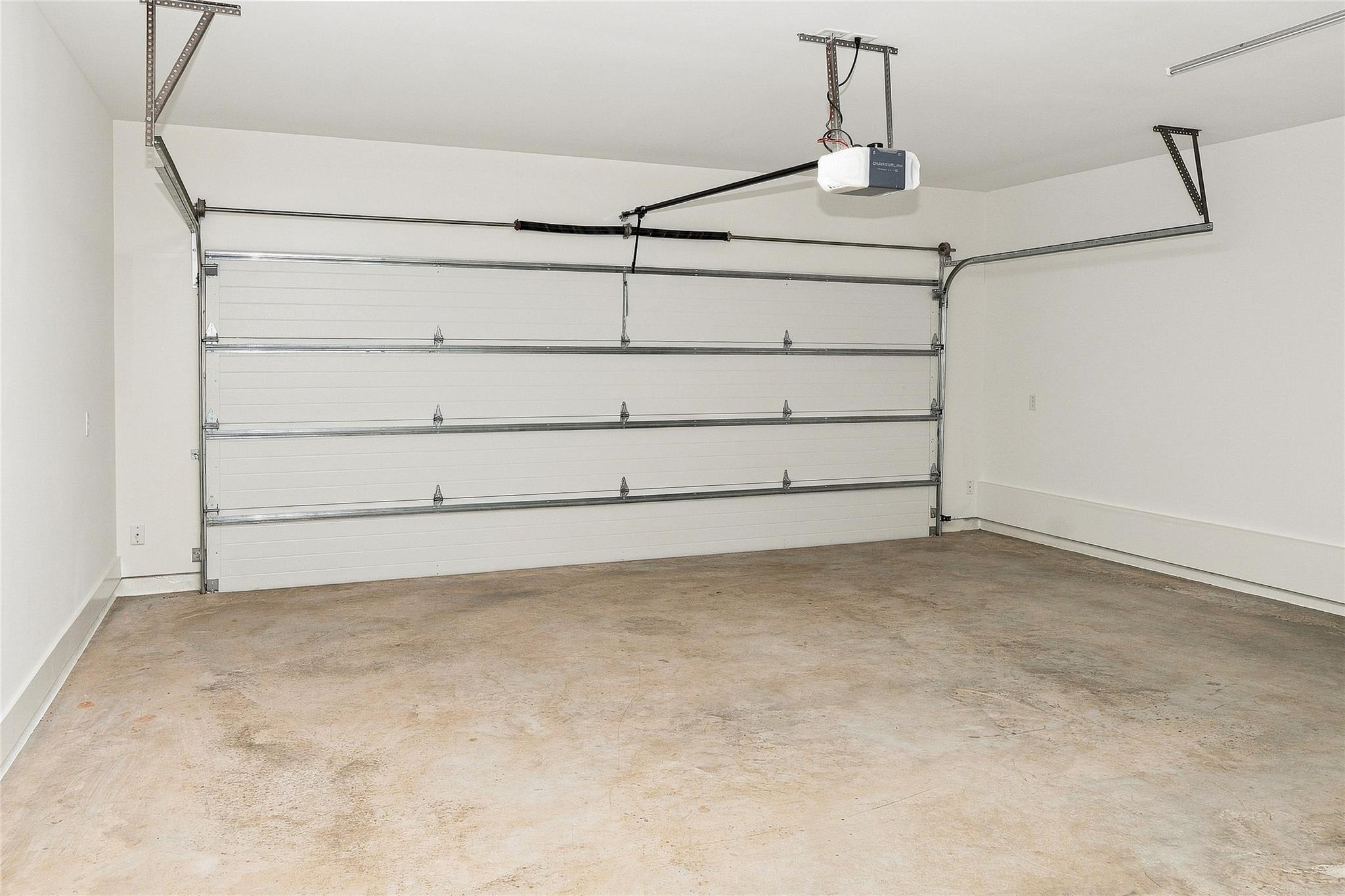 1500 Sylvan Glade None #a Property Photo 21