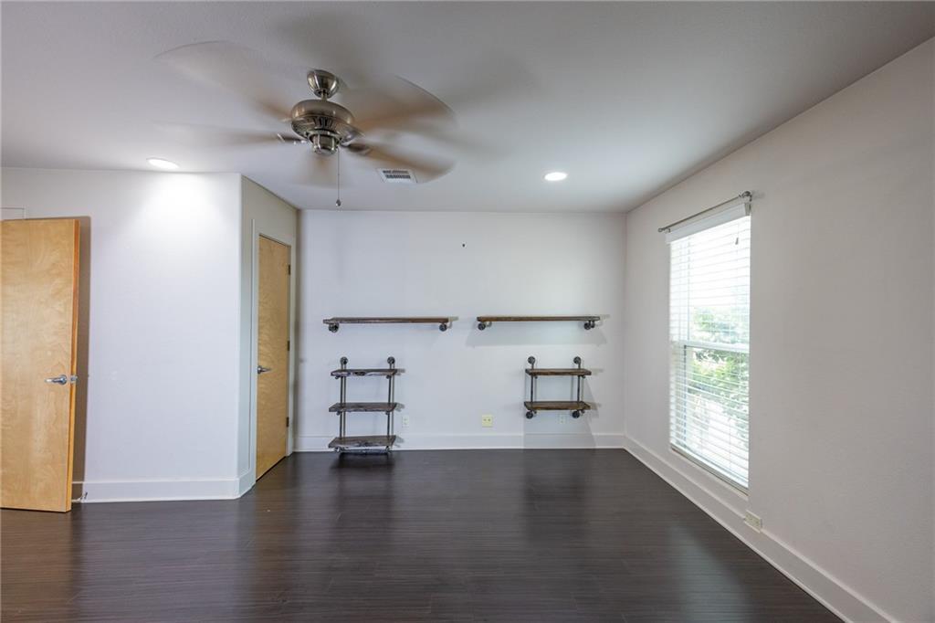 1101 Grove Blvd #106 Property Photo 6