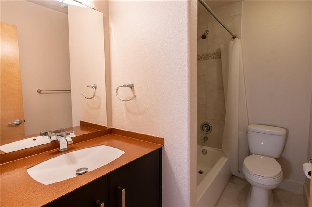 1101 Grove Blvd #106 Property Photo 13