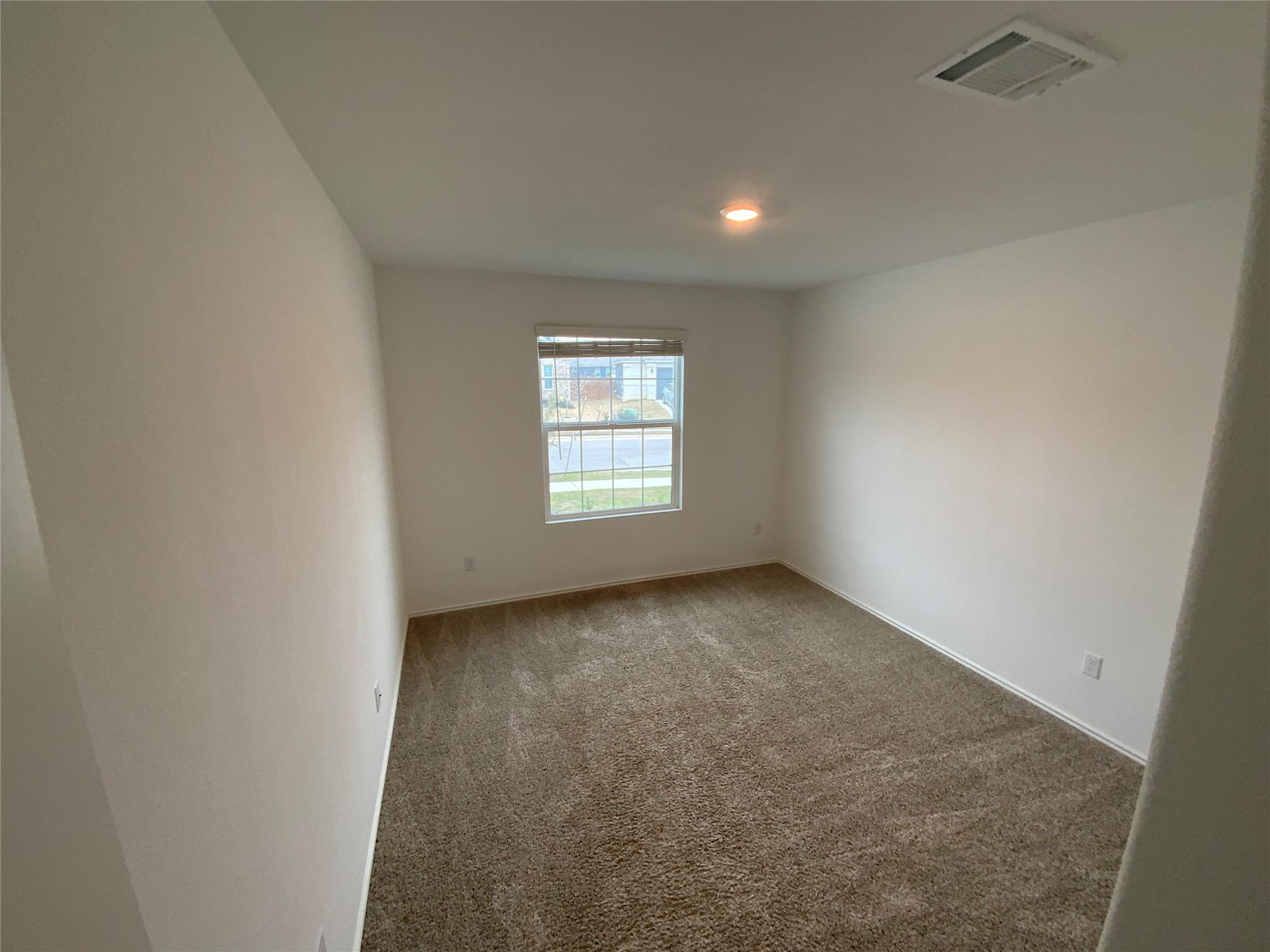 268 Madrid Property Photo 5
