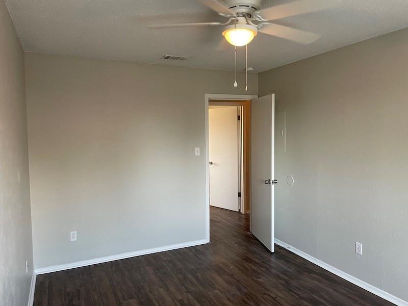 8401 Colony Loop Dr #d Property Photo 12