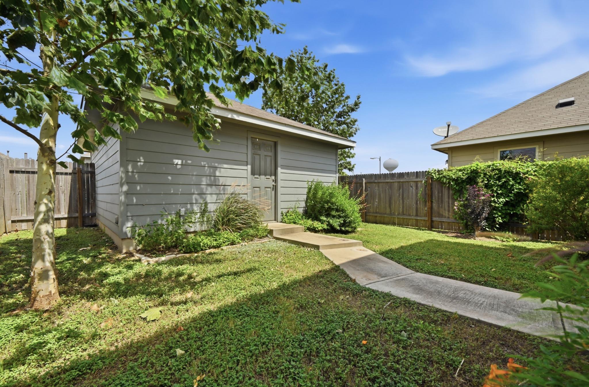 4504 Inicio Ln Property Photo 27