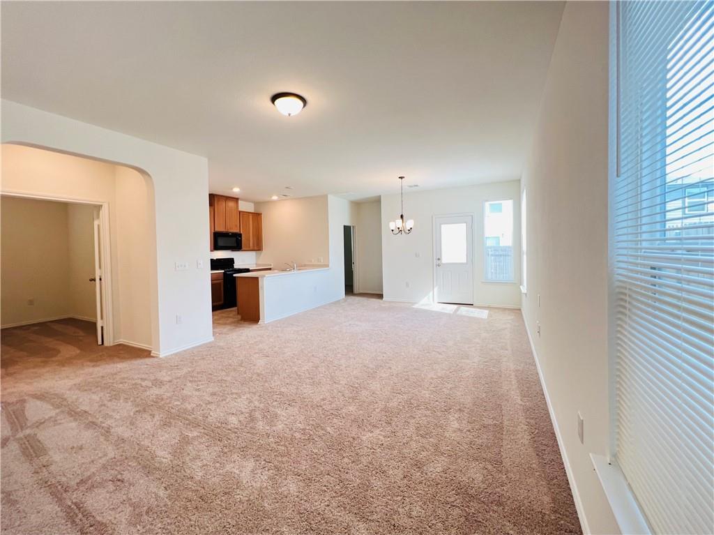 6409 Wagon Spring St Property Photo 4