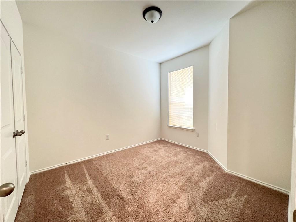 6409 Wagon Spring St Property Photo 14