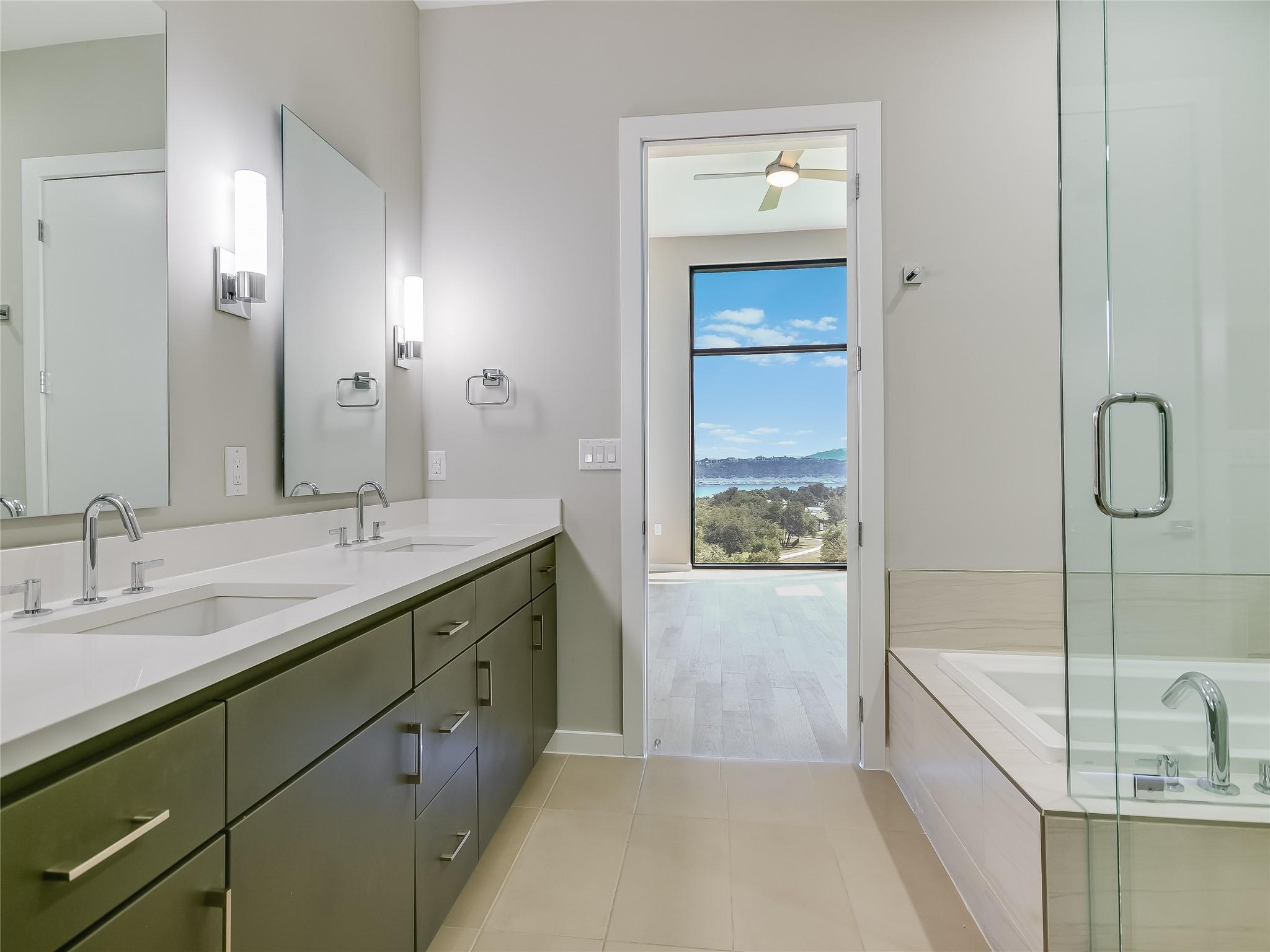 5921 Hi Line Rd #2.402 Property Photo 11