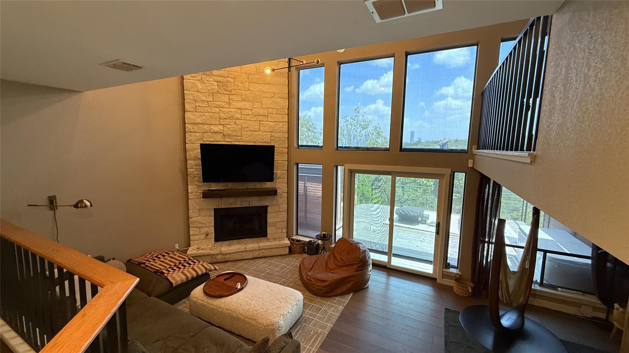 1321 Spyglass Dr #b Property Photo 6