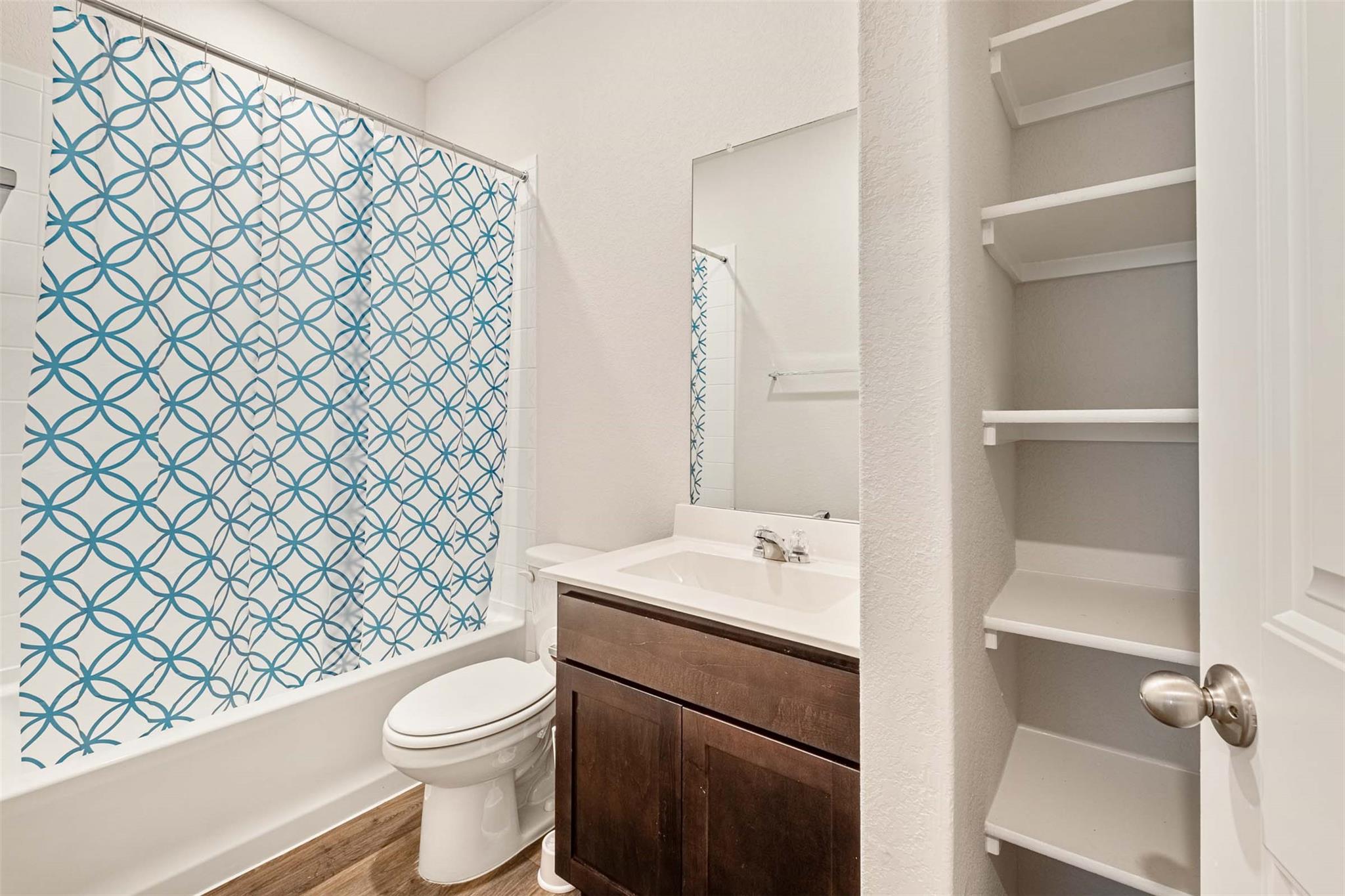 204 Lily Pond Trl Property Photo 8