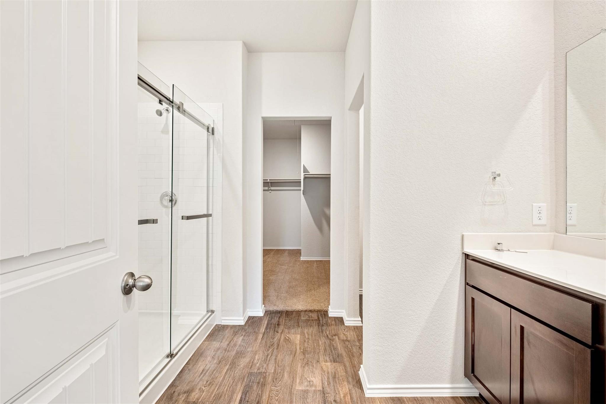 204 Lily Pond Trl Property Photo 16