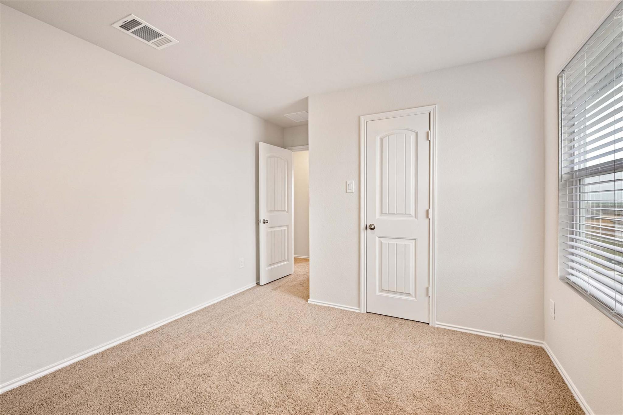 204 Lily Pond Trl Property Photo 21