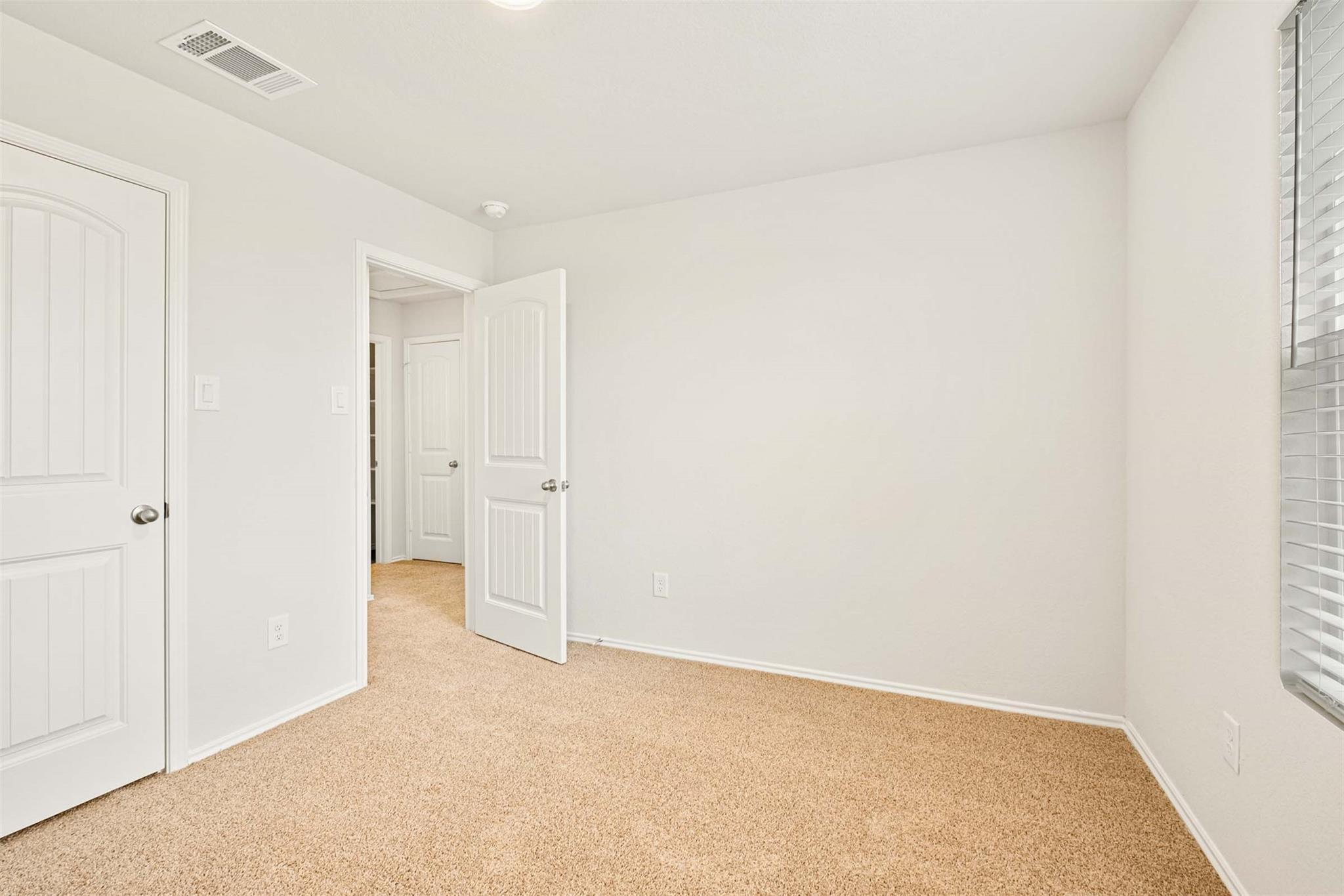 204 Lily Pond Trl Property Photo 24