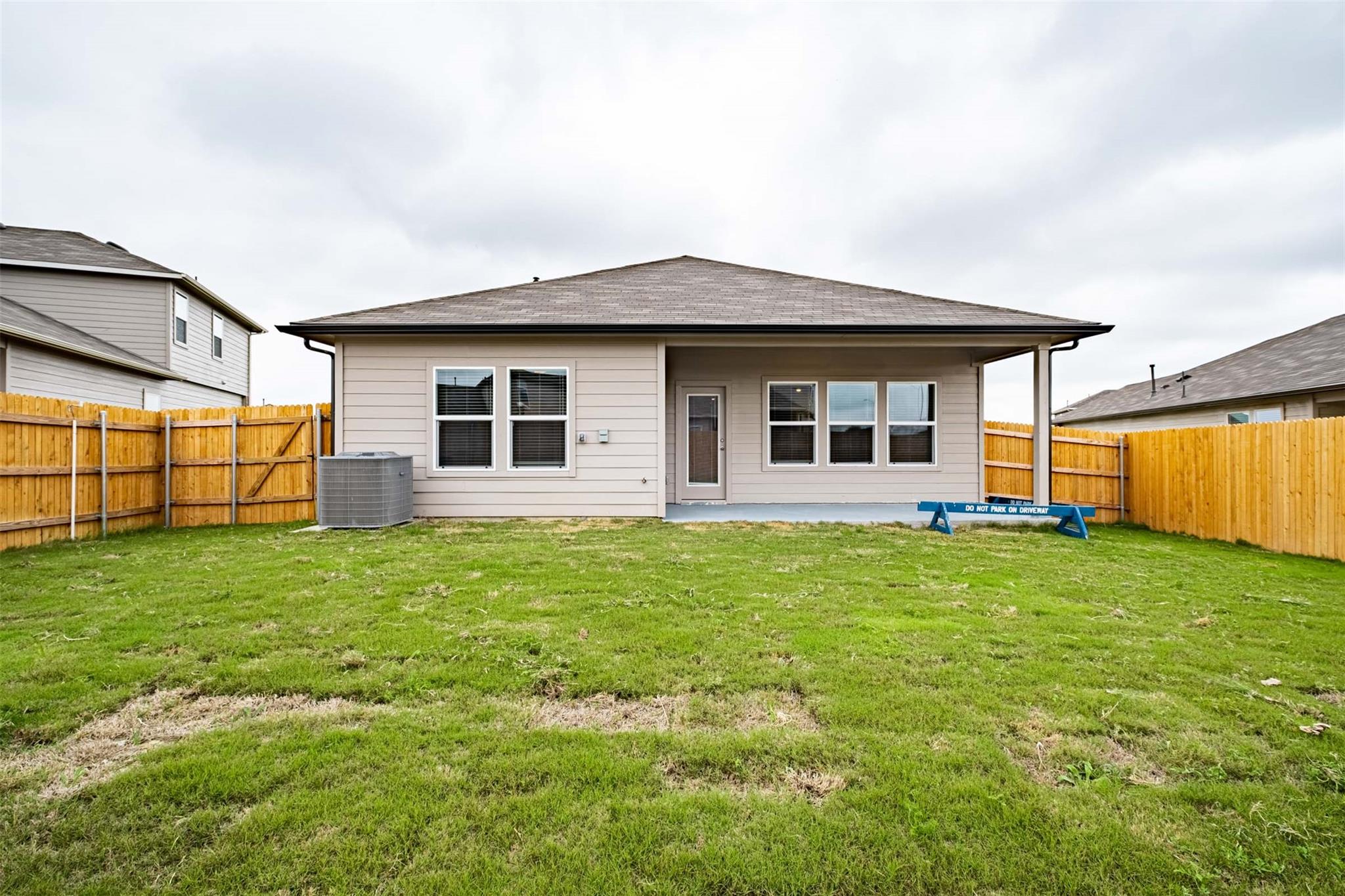 204 Lily Pond Trl Property Photo 27